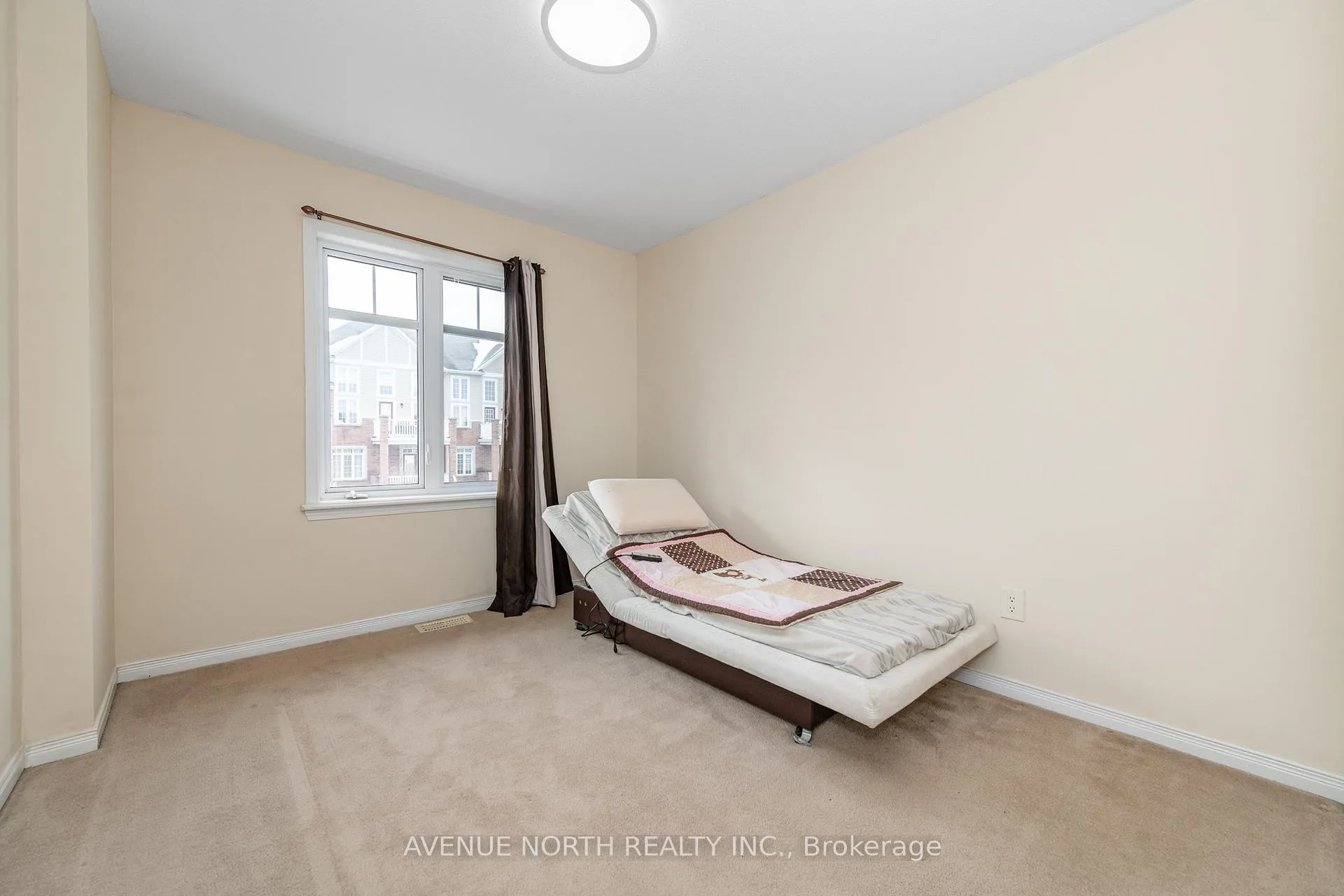Photo 34 of 361 Royal Fern Way, Ottawa, Riverside South/Gloucester Glen — HOMEH