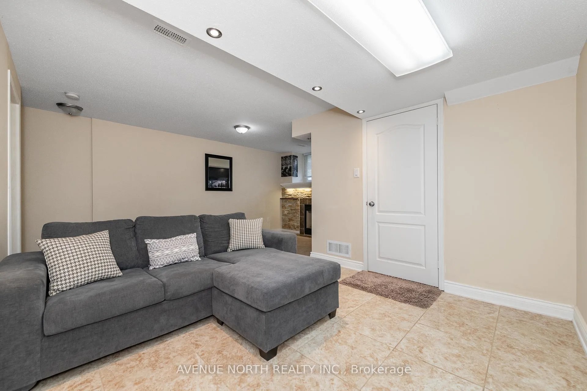 Photo 40 of 361 Royal Fern Way, Ottawa, Riverside South/Gloucester Glen — HOMEH