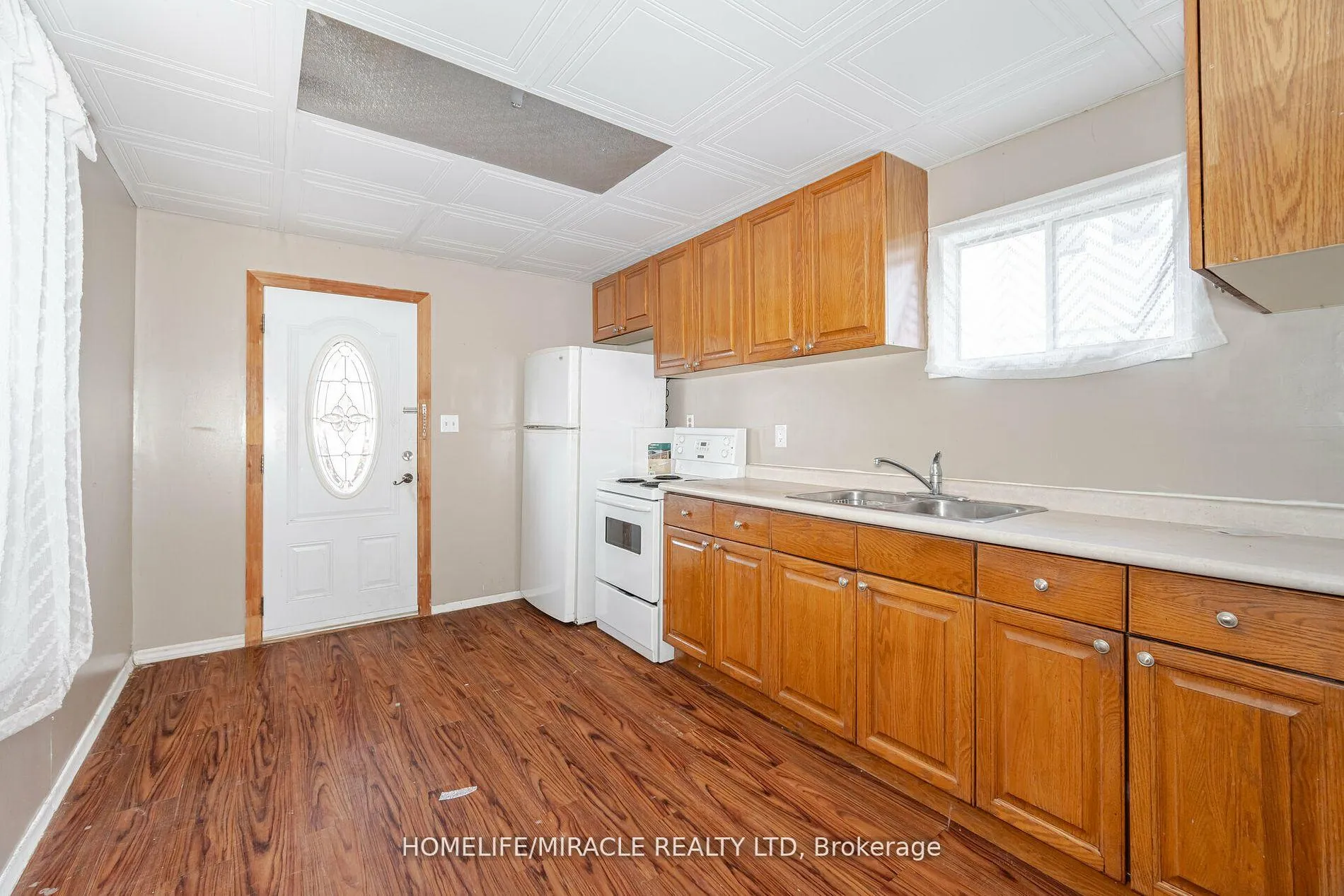 Photo 18 of 465 E Main Street, Welland, Lincoln/Crowland — HOMEH
