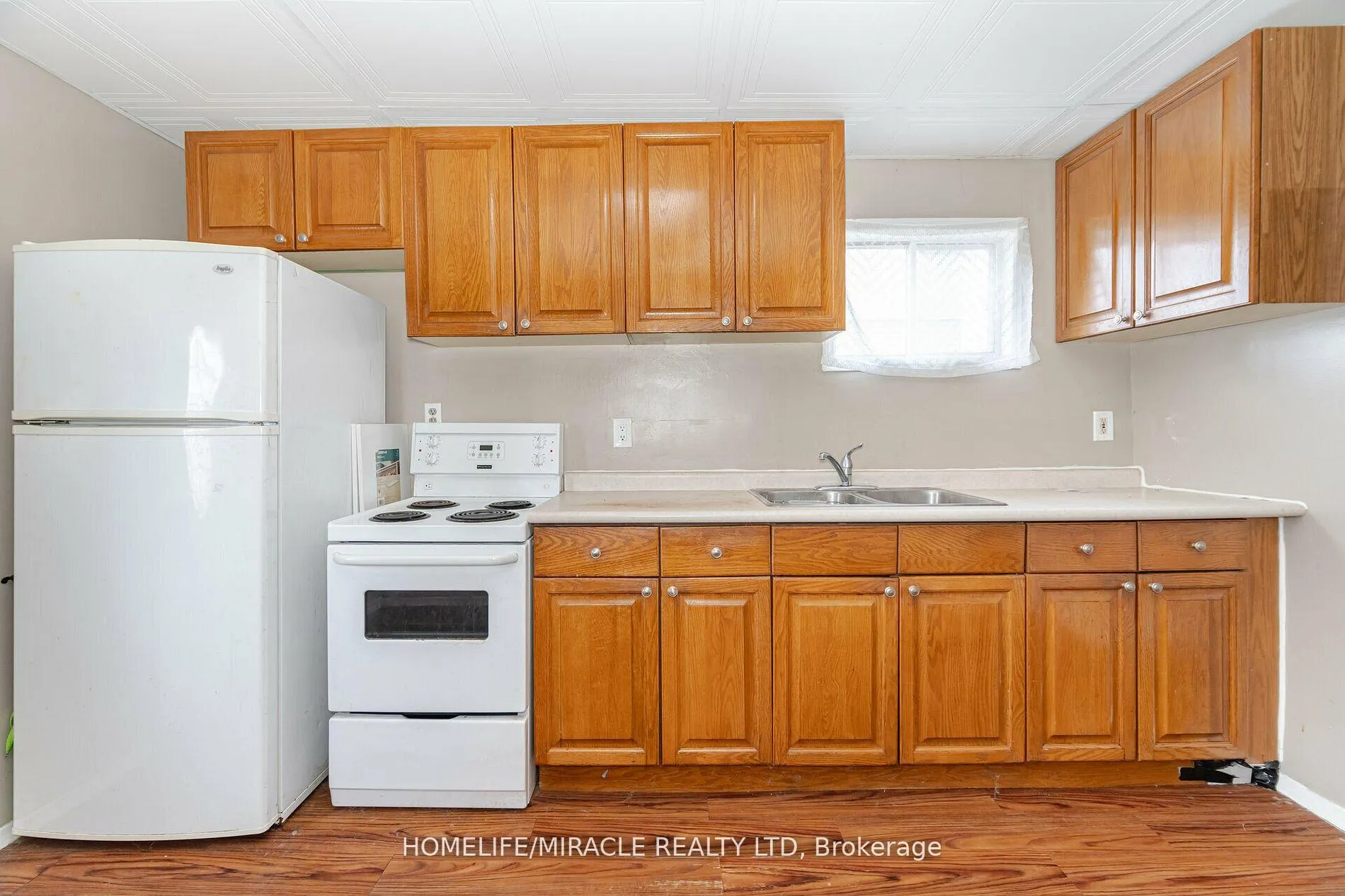 Photo 19 of 465 E Main Street, Welland, Lincoln/Crowland — HOMEH