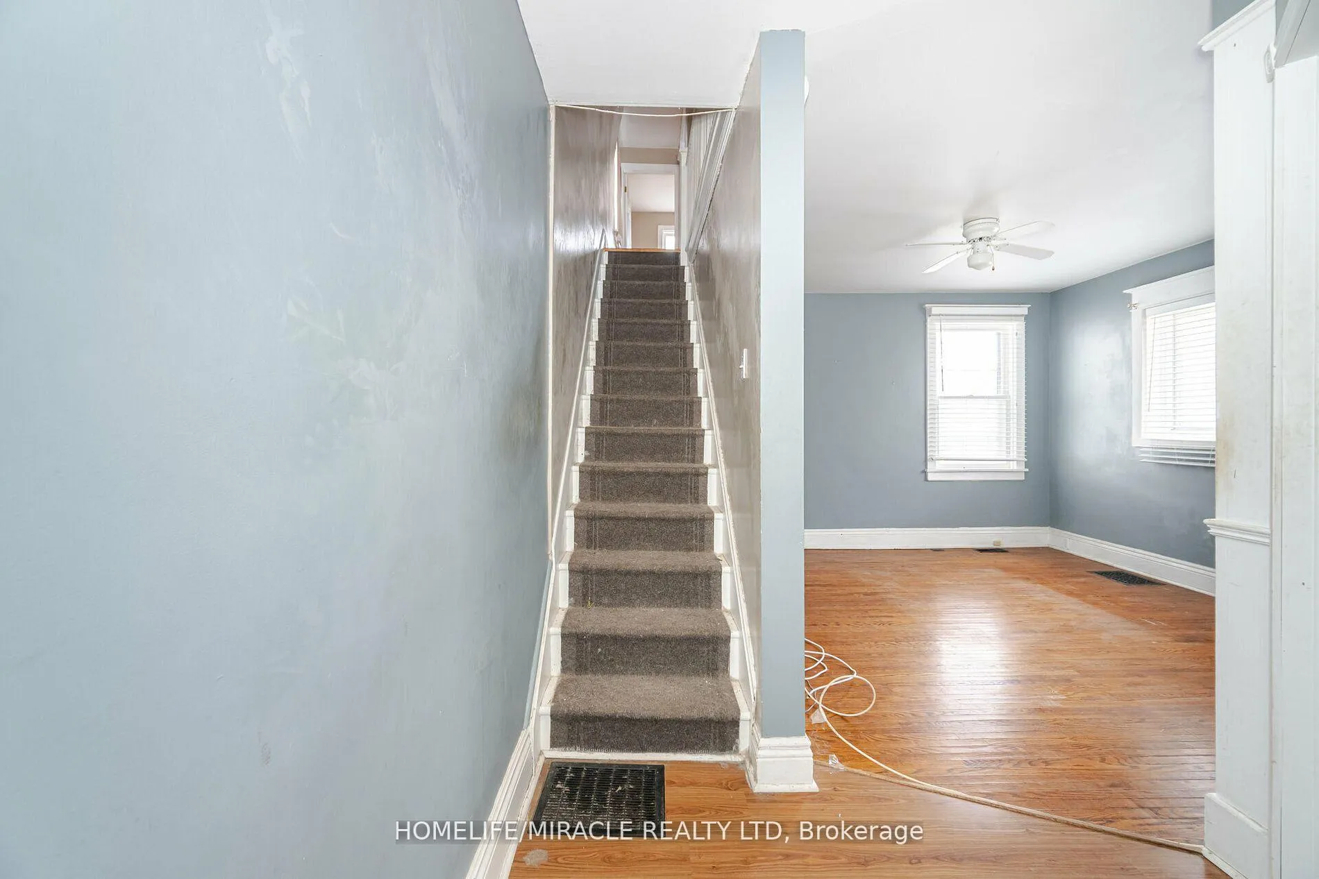 Photo 22 of 465 E Main Street, Welland, Lincoln/Crowland — HOMEH