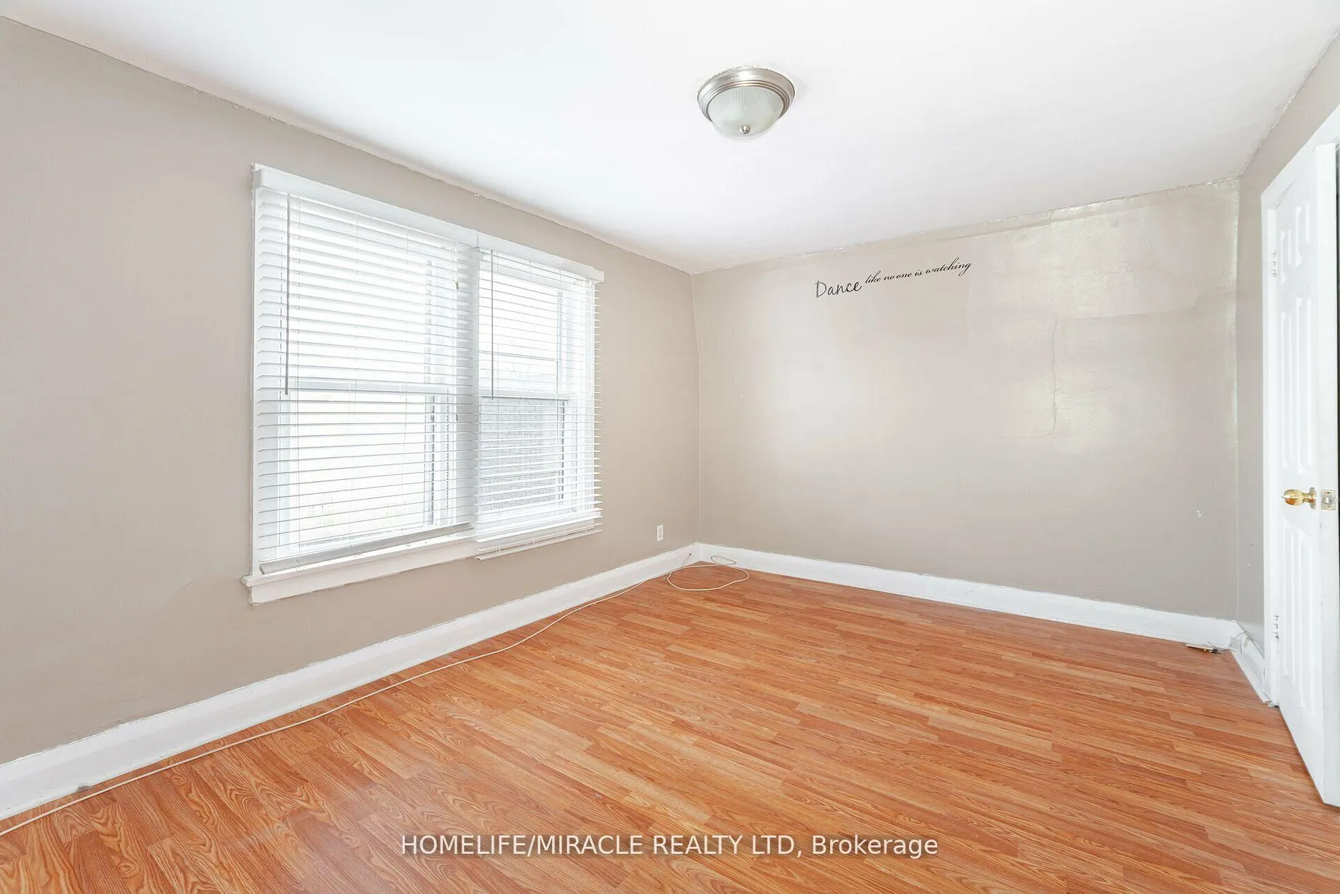 Photo 26 of 465 E Main Street, Welland, Lincoln/Crowland — HOMEH