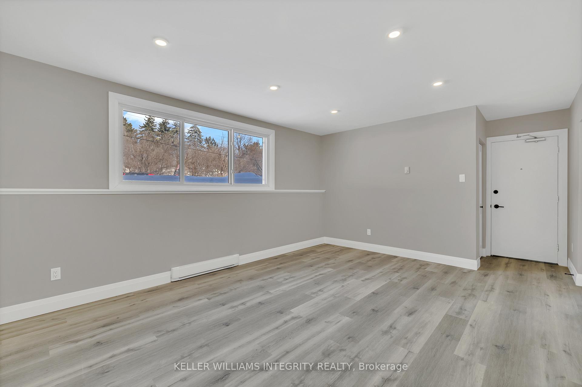 Photo 18 of 388 Tremblay Road, Ottawa, Eastway Gardens/Industrial Park — HOMEH