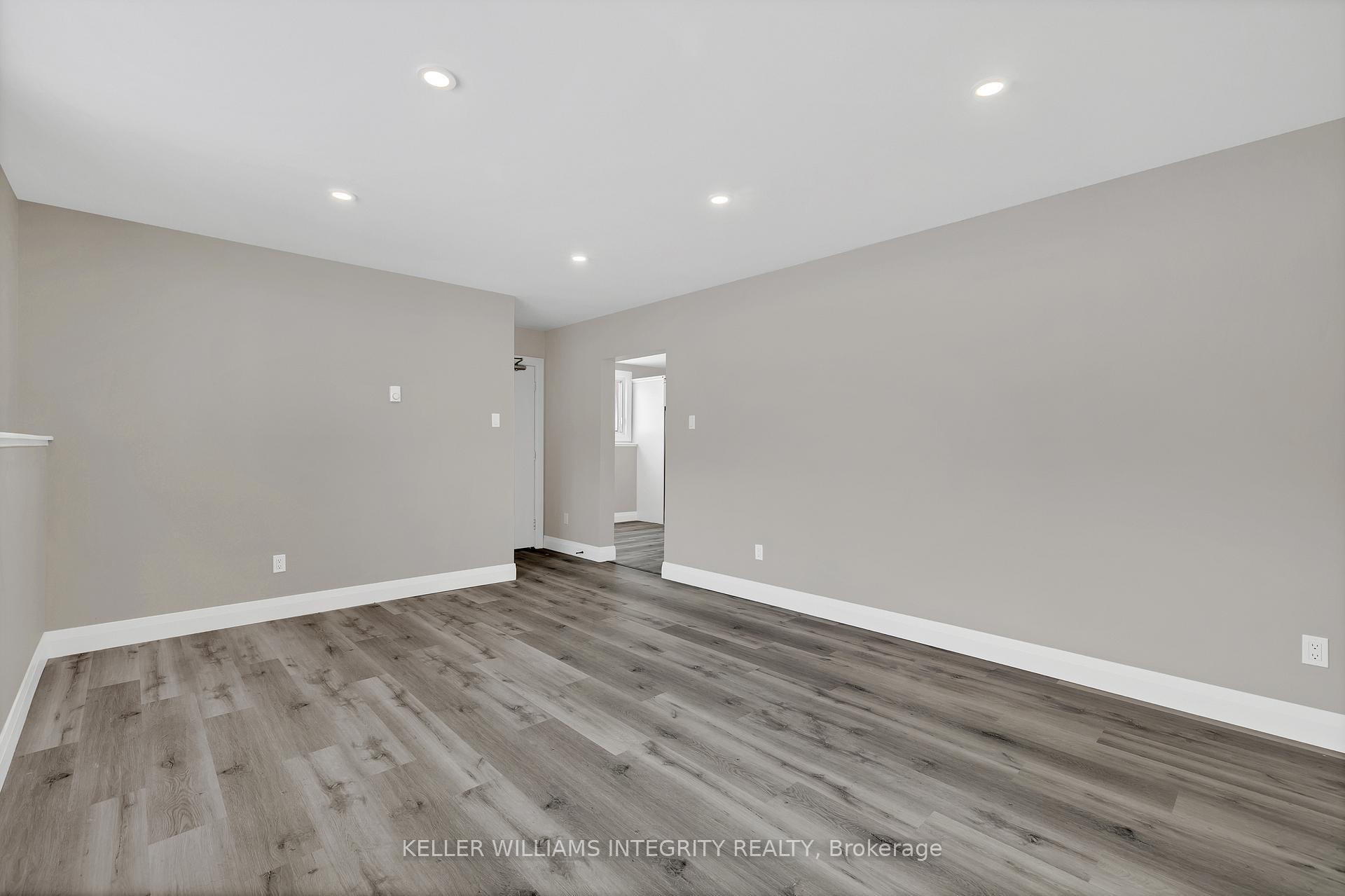 Photo 19 of 388 Tremblay Road, Ottawa, Eastway Gardens/Industrial Park — HOMEH