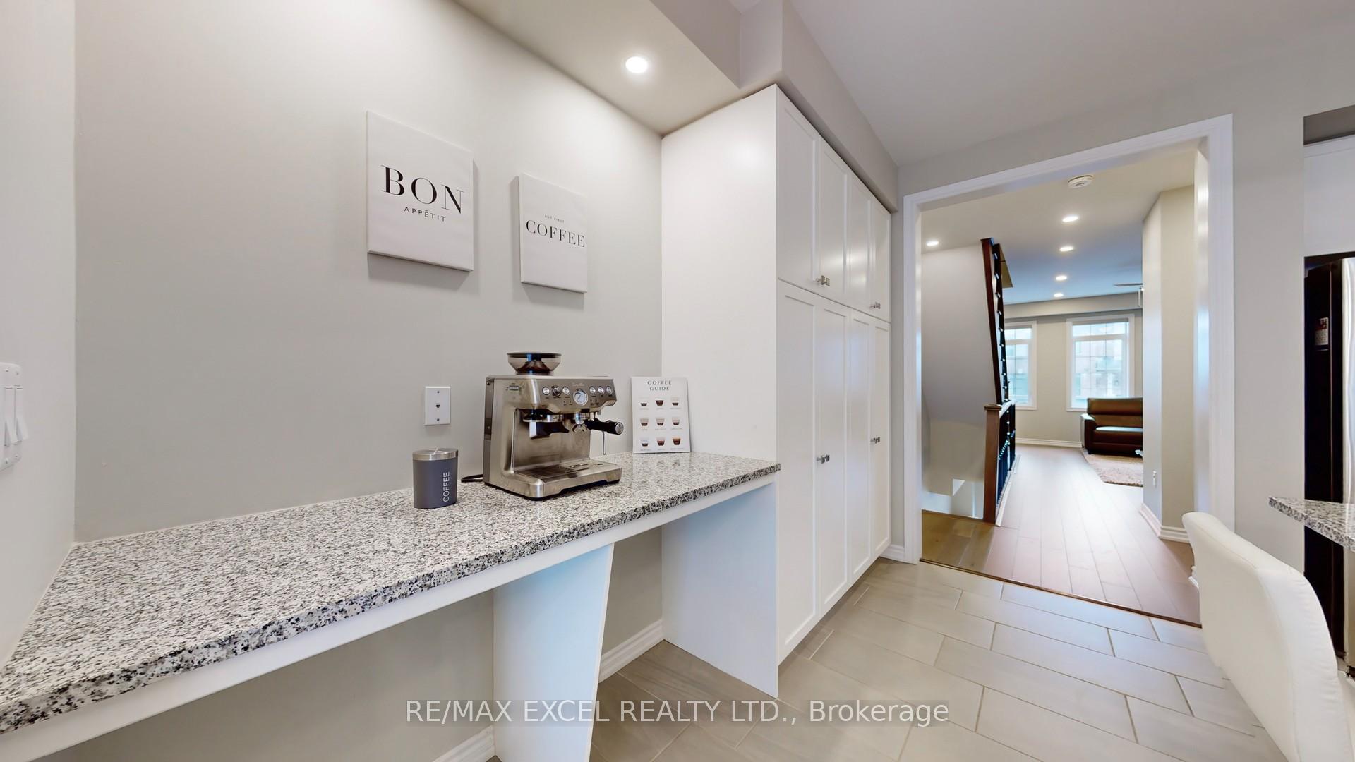 Photo 15 of 4 Isabella Peach Drive, Markham, Victoria Square — HOMEH