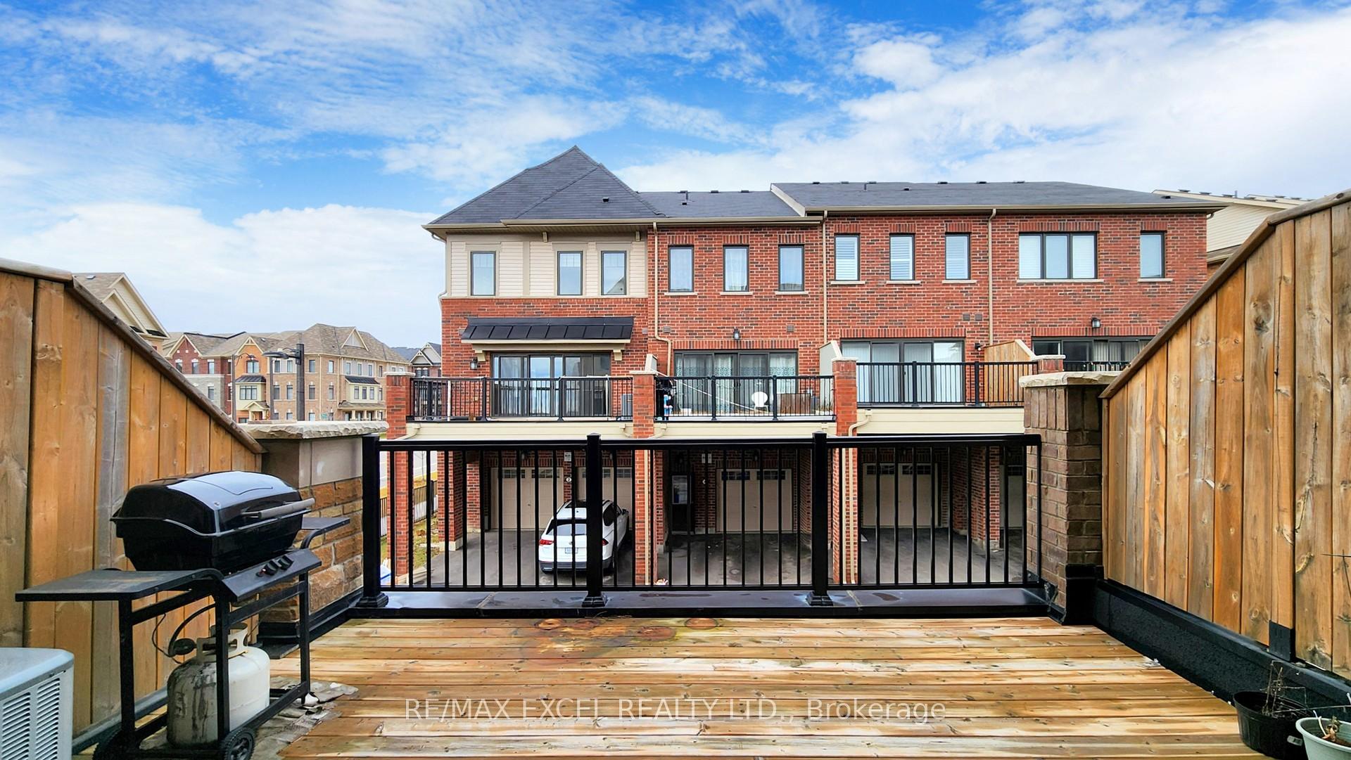 Photo 30 of 4 Isabella Peach Drive, Markham, Victoria Square — HOMEH