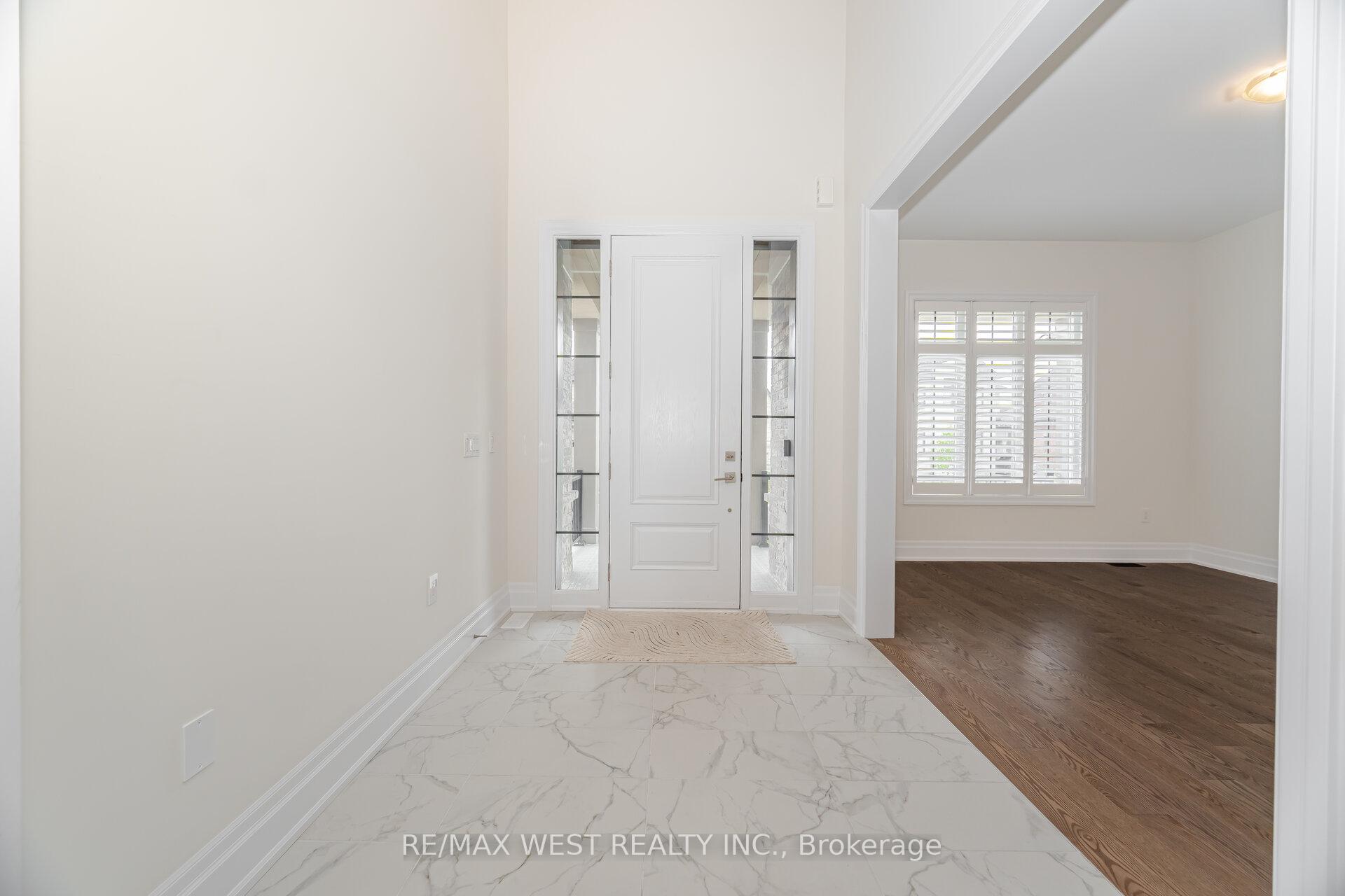 Photo 4 of 193 McMichael Avenue, Vaughan, Kleinburg — HOMEH