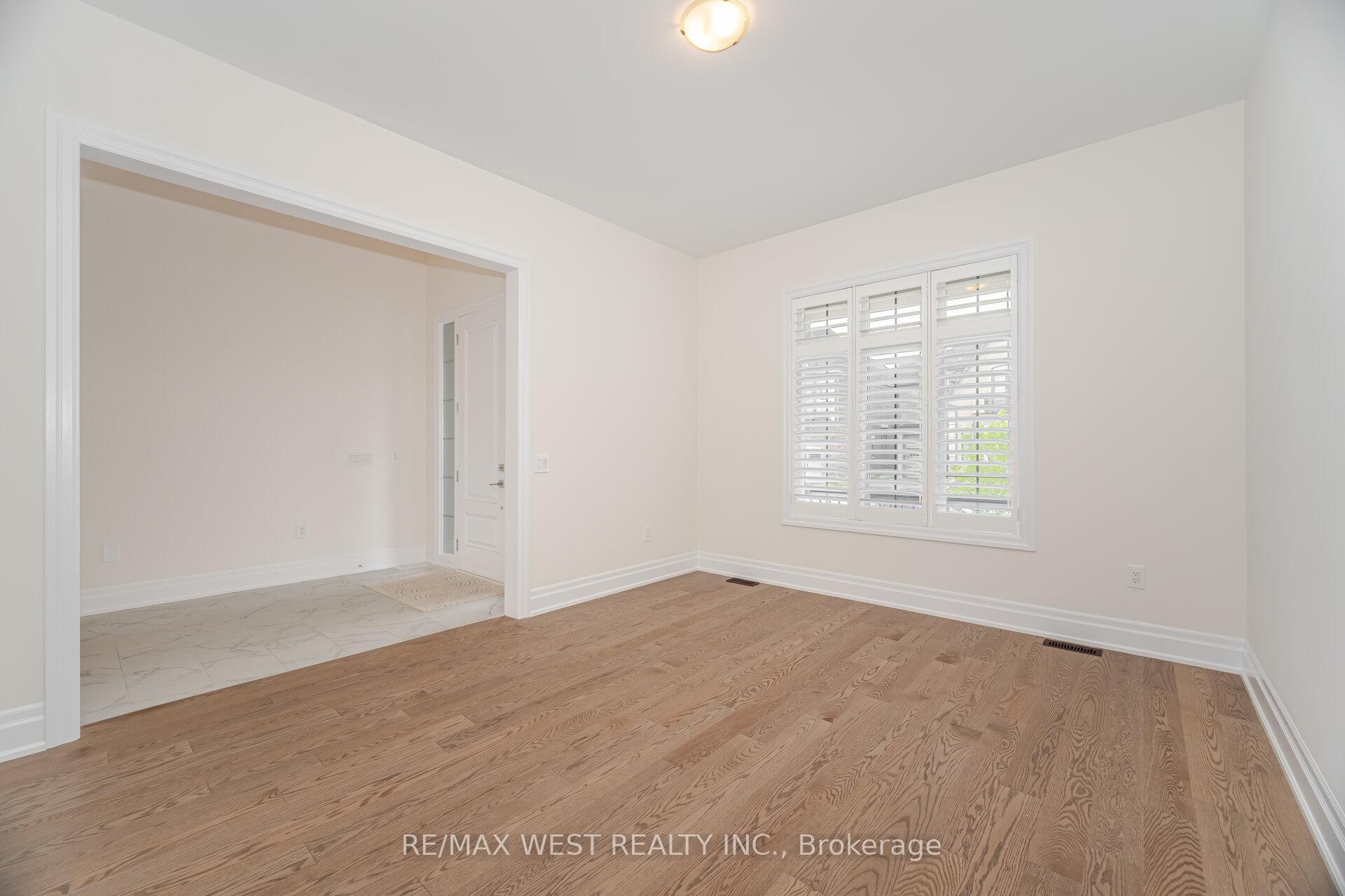Photo 7 of 193 McMichael Avenue, Vaughan, Kleinburg — HOMEH