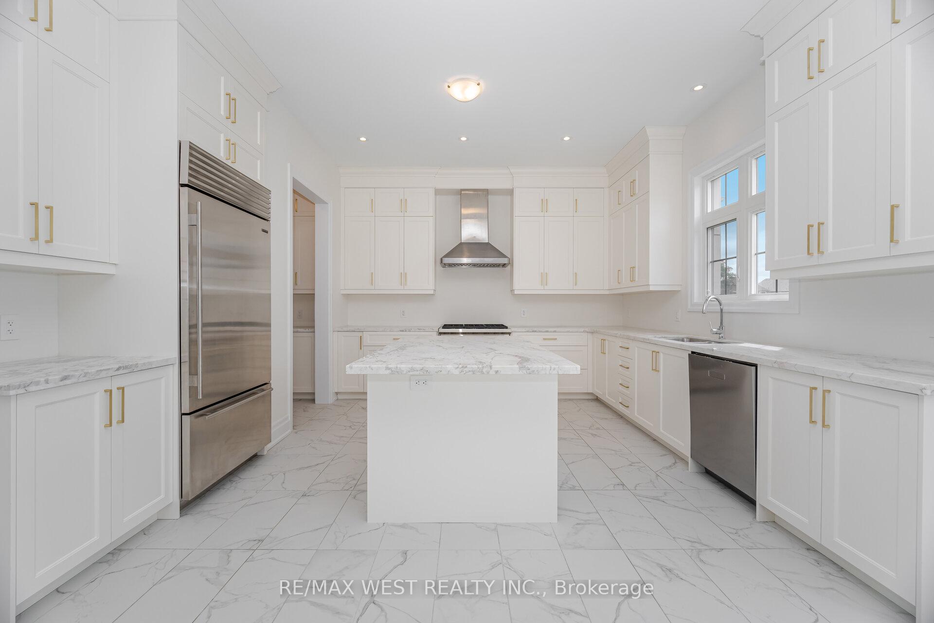 Photo 12 of 193 McMichael Avenue, Vaughan, Kleinburg — HOMEH