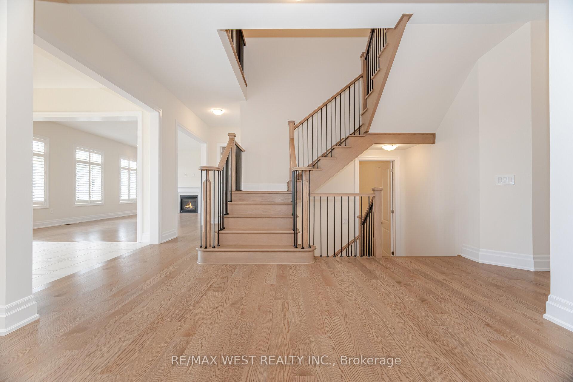 Photo 26 of 193 McMichael Avenue, Vaughan, Kleinburg — HOMEH