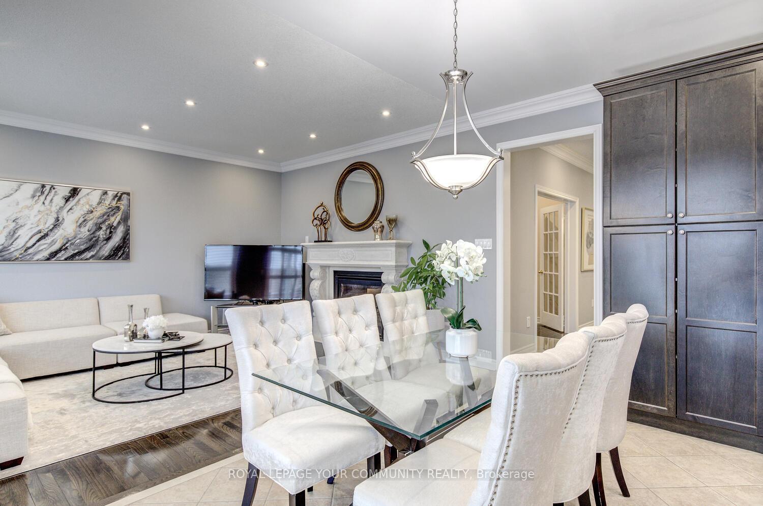 Photo 17 of 35 Chayna Crescent, Vaughan, Patterson — HOMEH