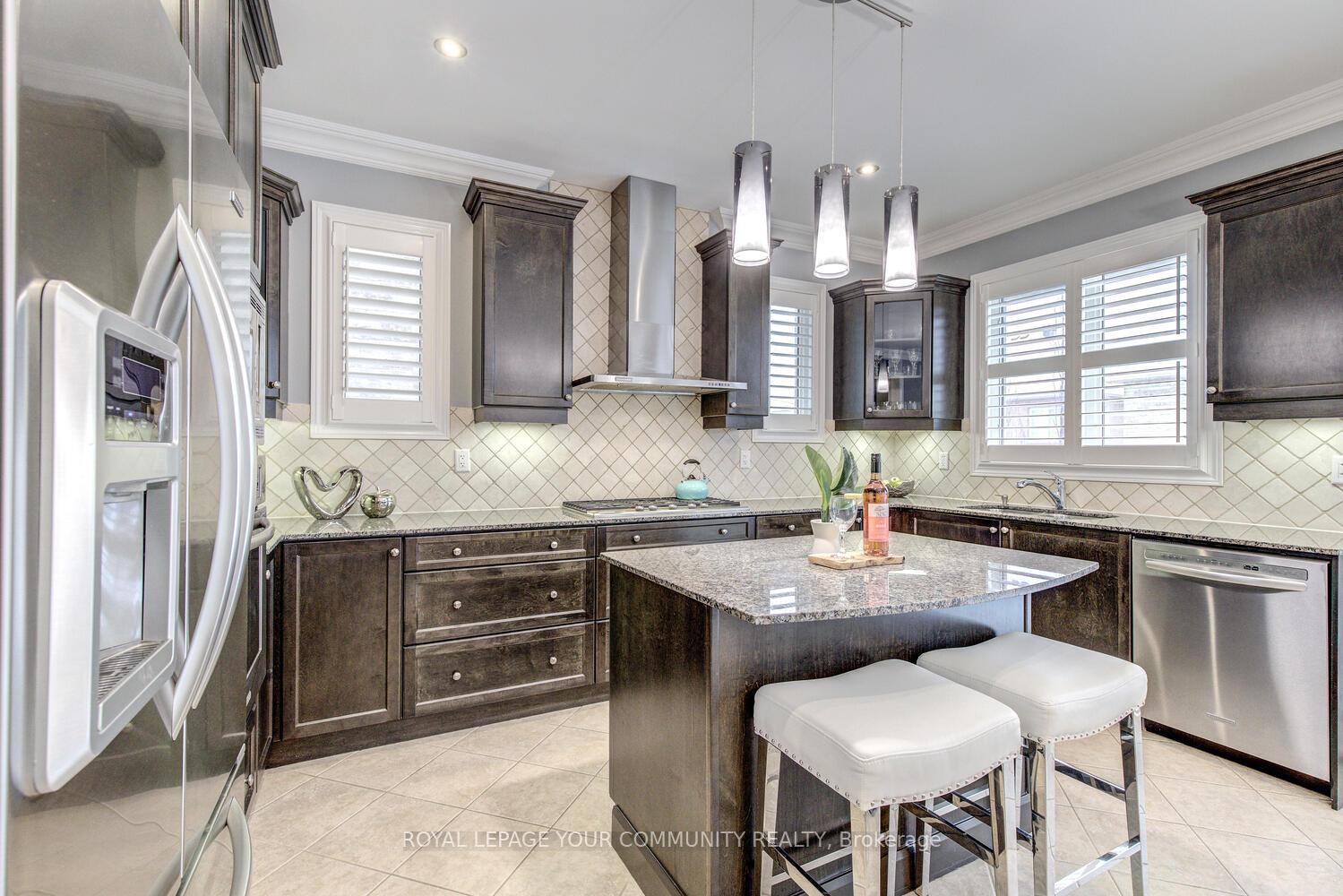 Photo 19 of 35 Chayna Crescent, Vaughan, Patterson — HOMEH