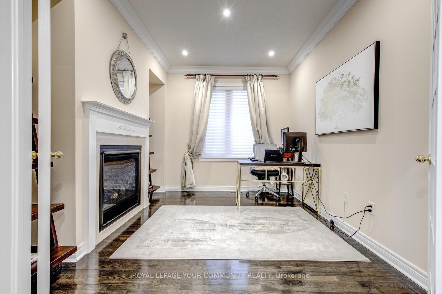 Photo 24 of 35 Chayna Crescent, Vaughan, Patterson — HOMEH