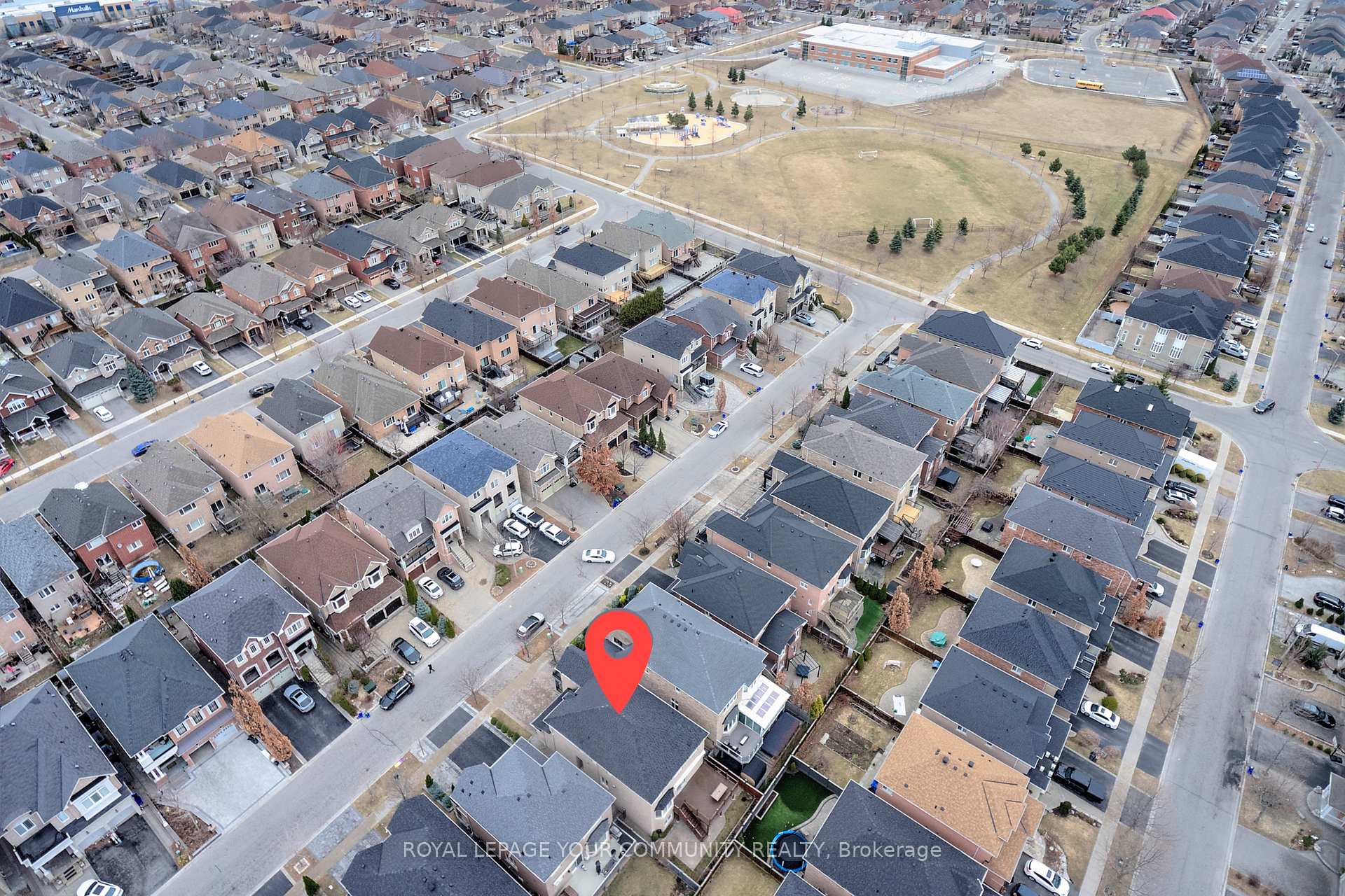 Photo 47 of 35 Chayna Crescent, Vaughan, Patterson — HOMEH