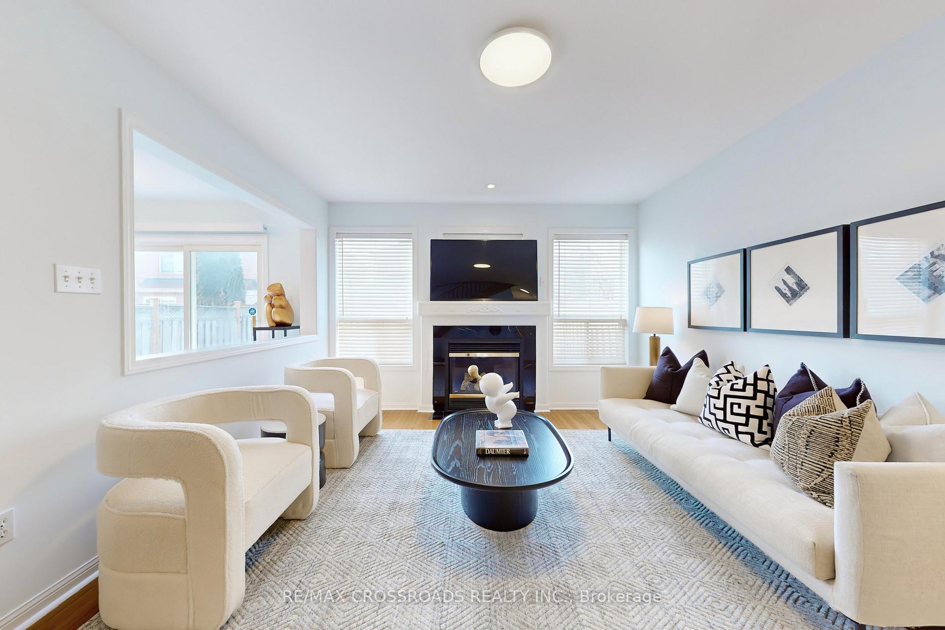 Photo 9 of 26 Bern Street, Markham, Wismer — HOMEH
