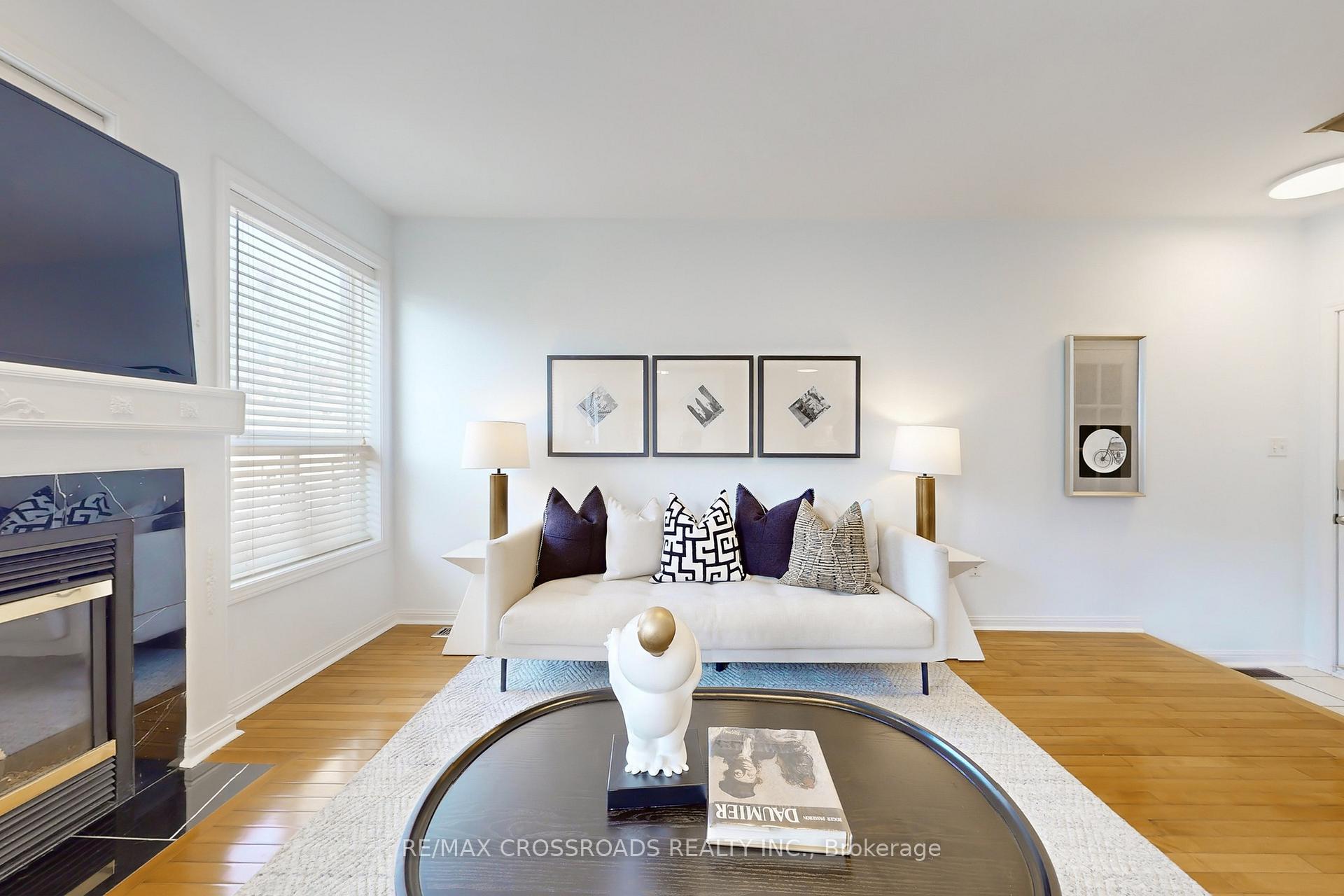 Photo 11 of 26 Bern Street, Markham, Wismer — HOMEH