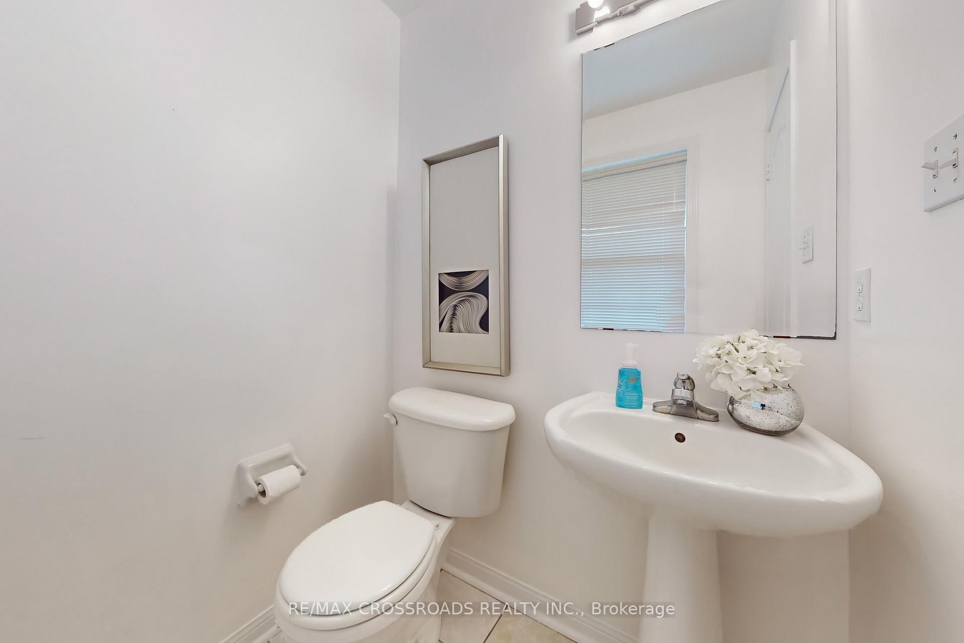 Photo 12 of 26 Bern Street, Markham, Wismer — HOMEH