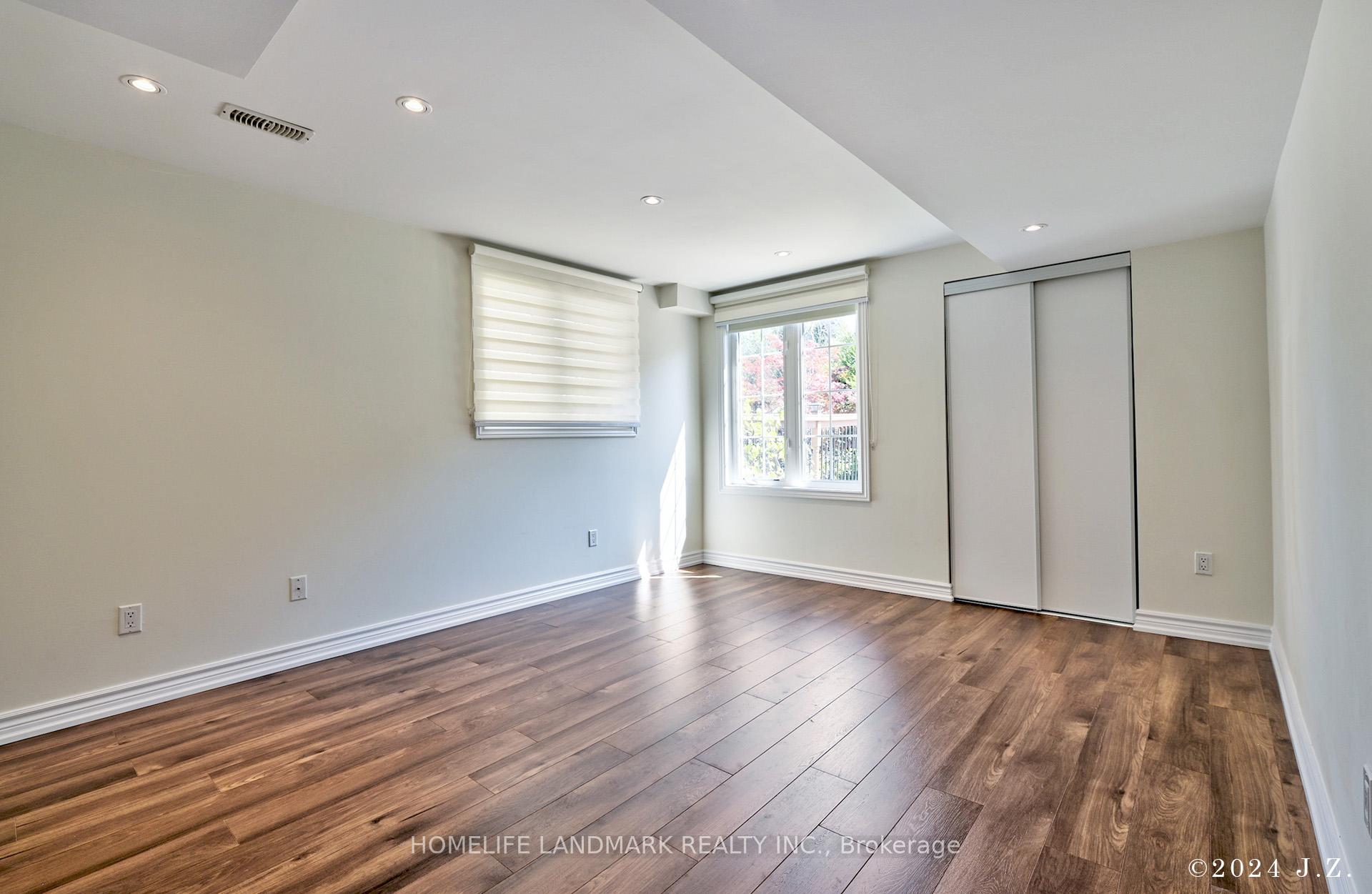 Photo 31 of 57 Castleglen Boulevard, Markham, Berczy — HOMEH