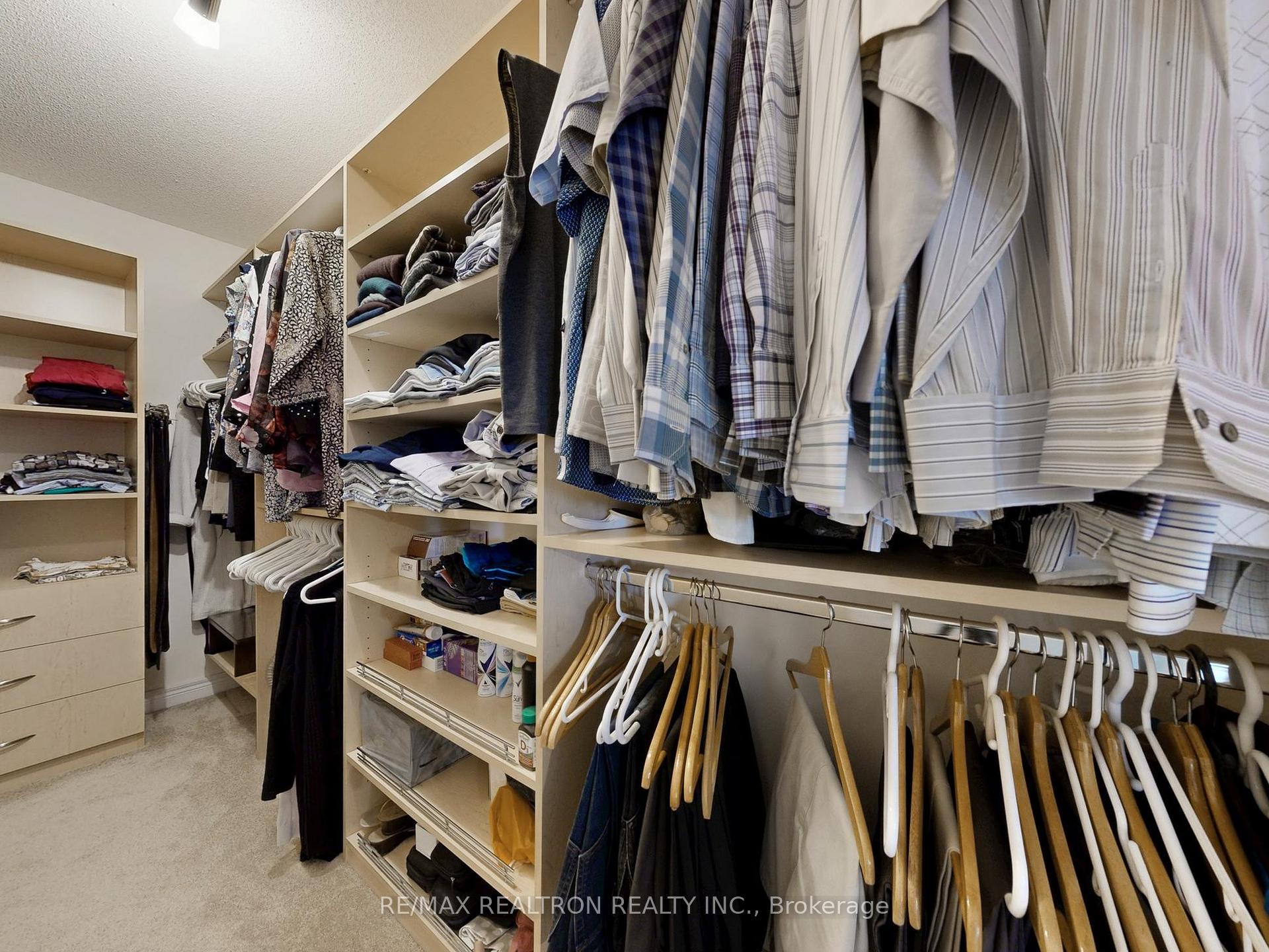 Photo 25 of 134 Maurier Boulevard, Vaughan, Patterson — HOMEH