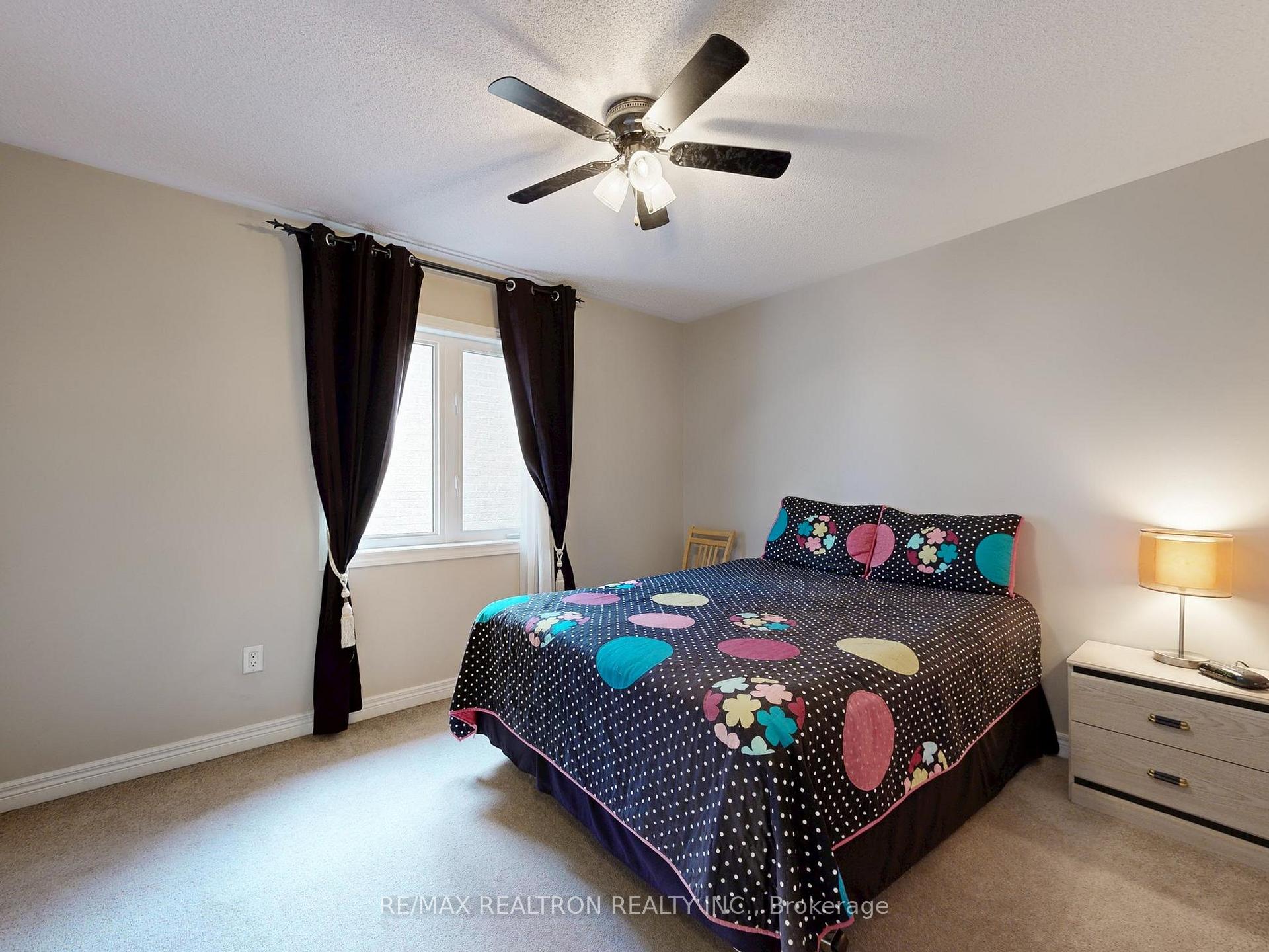 Photo 31 of 134 Maurier Boulevard, Vaughan, Patterson — HOMEH