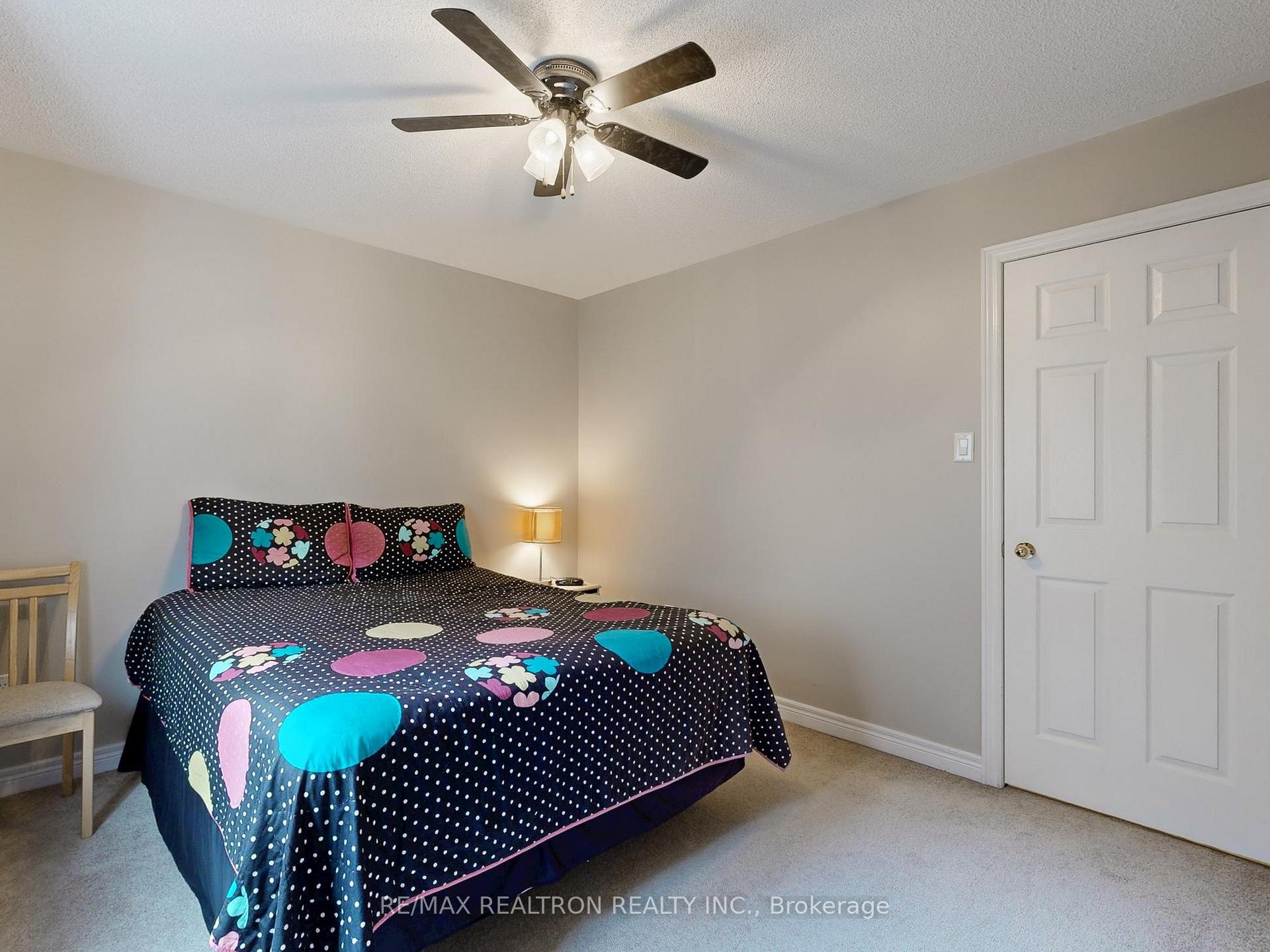 Photo 33 of 134 Maurier Boulevard, Vaughan, Patterson — HOMEH