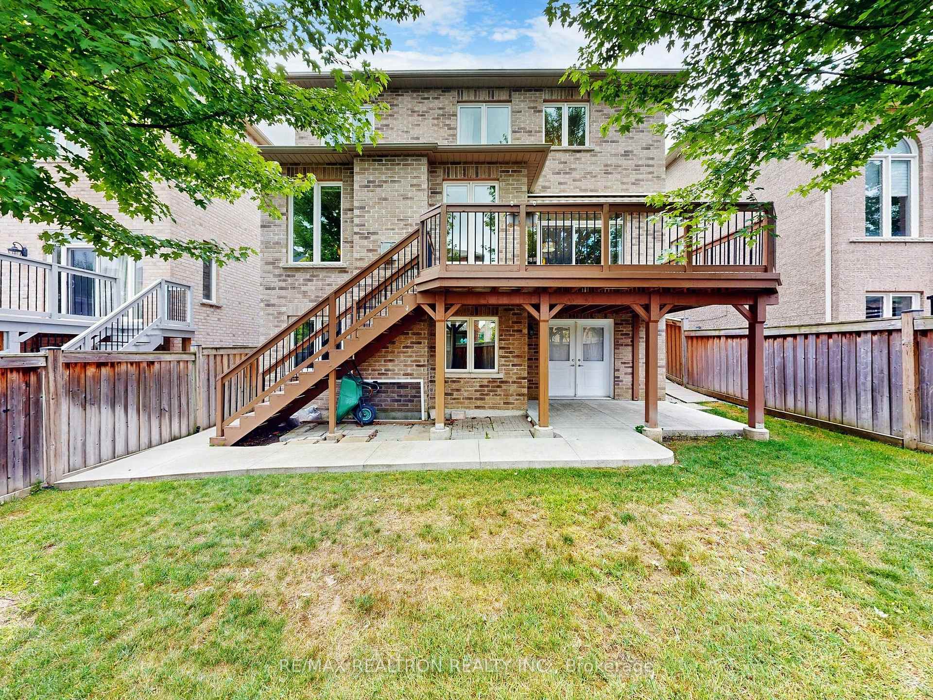 Photo 50 of 134 Maurier Boulevard, Vaughan, Patterson — HOMEH