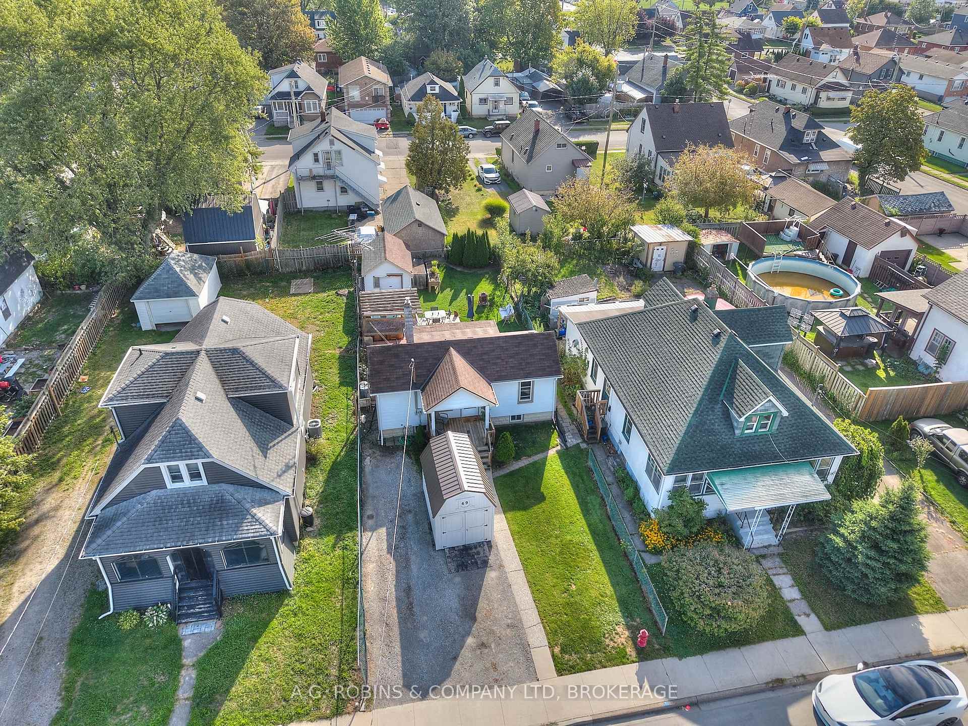 Photo 2 of 69 Wright Street, Welland, Lincoln/Crowland — HOMEH