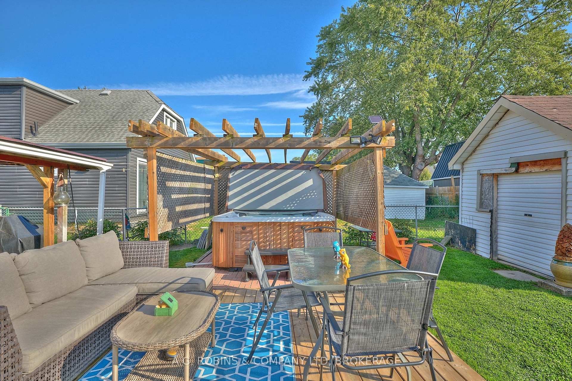 Photo 6 of 69 Wright Street, Welland, Lincoln/Crowland — HOMEH