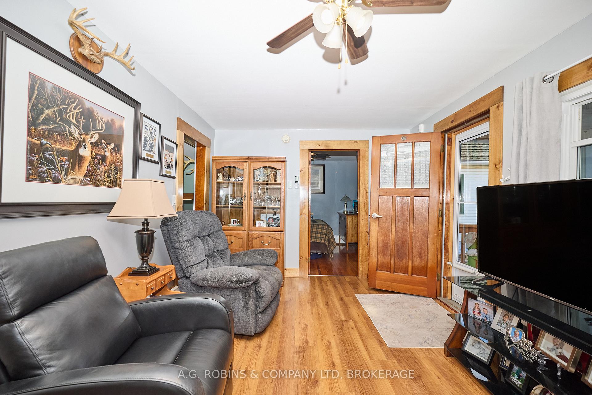 Photo 11 of 69 Wright Street, Welland, Lincoln/Crowland — HOMEH