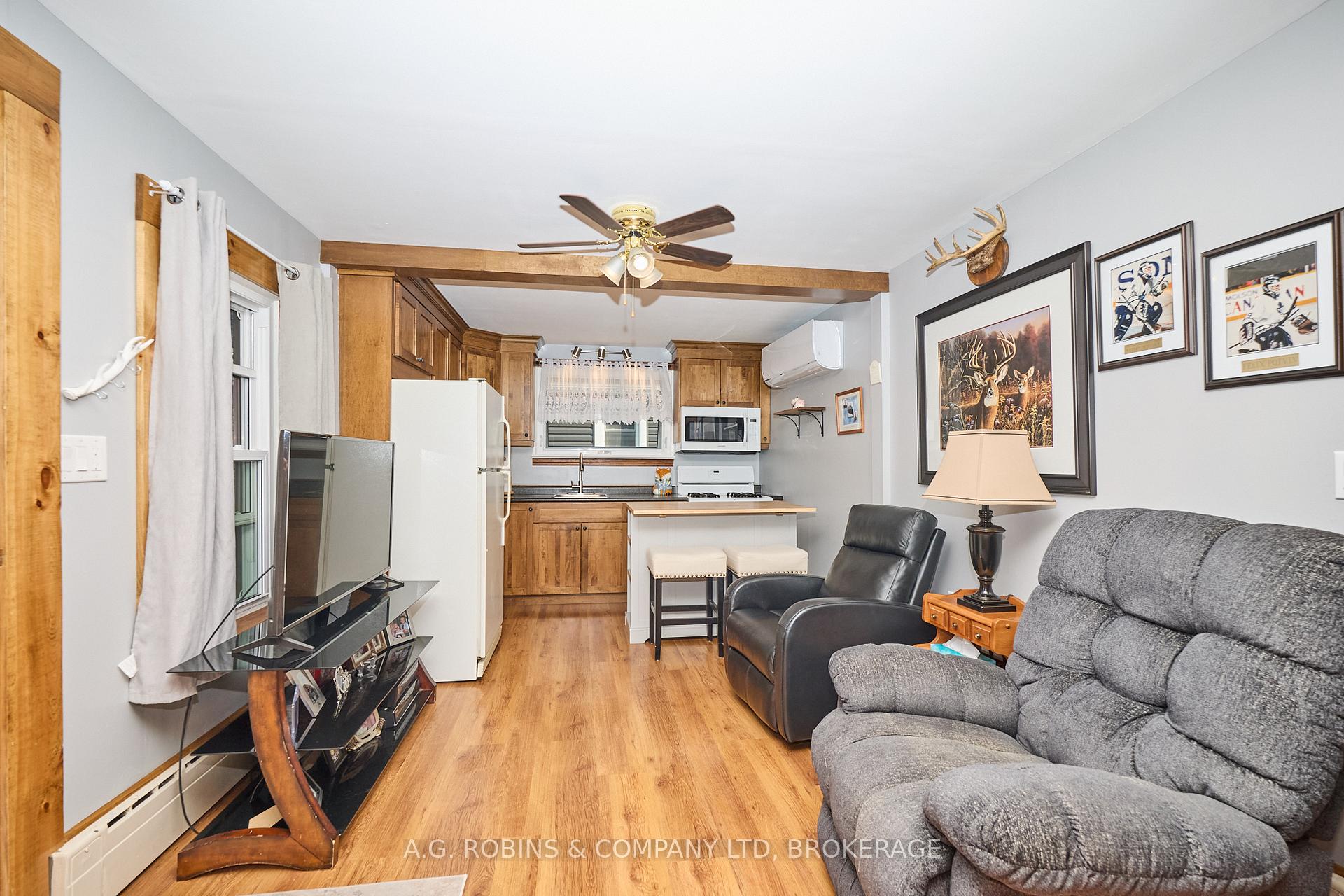 Photo 12 of 69 Wright Street, Welland, Lincoln/Crowland — HOMEH