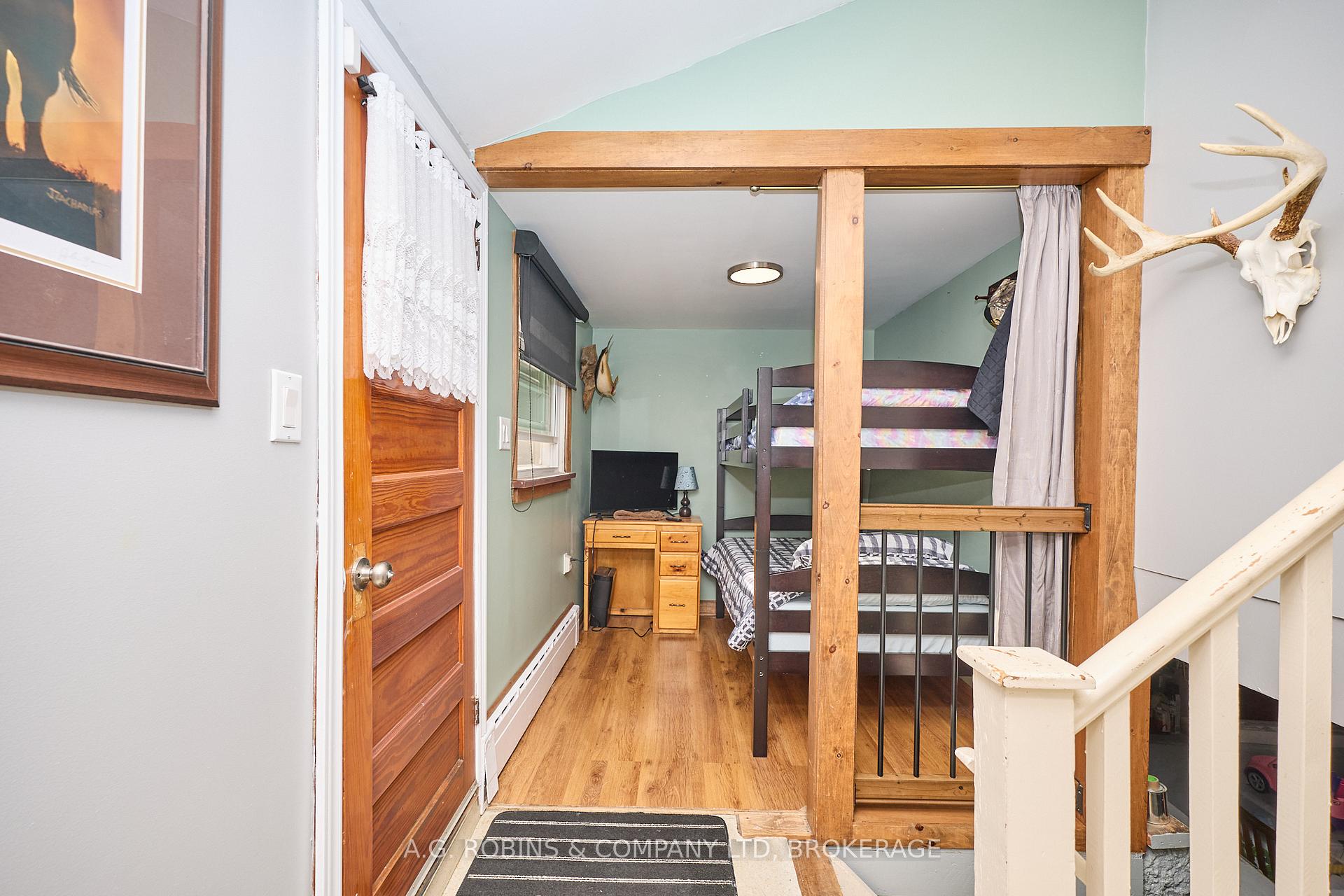 Photo 17 of 69 Wright Street, Welland, Lincoln/Crowland — HOMEH