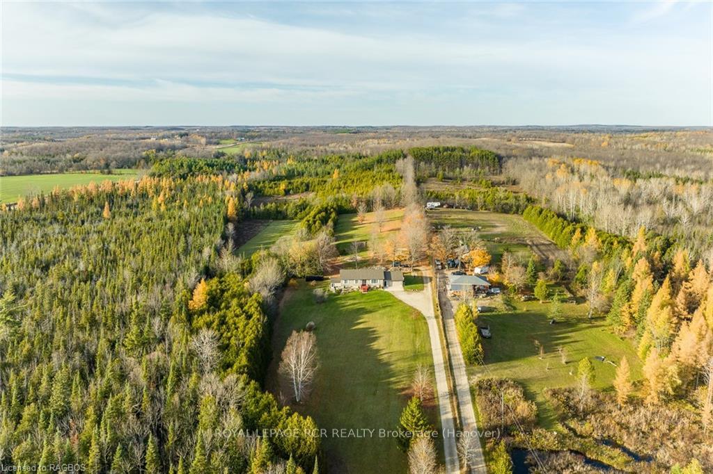 Photo 2 of 521655 Concession 12, West Grey — HOMEH
