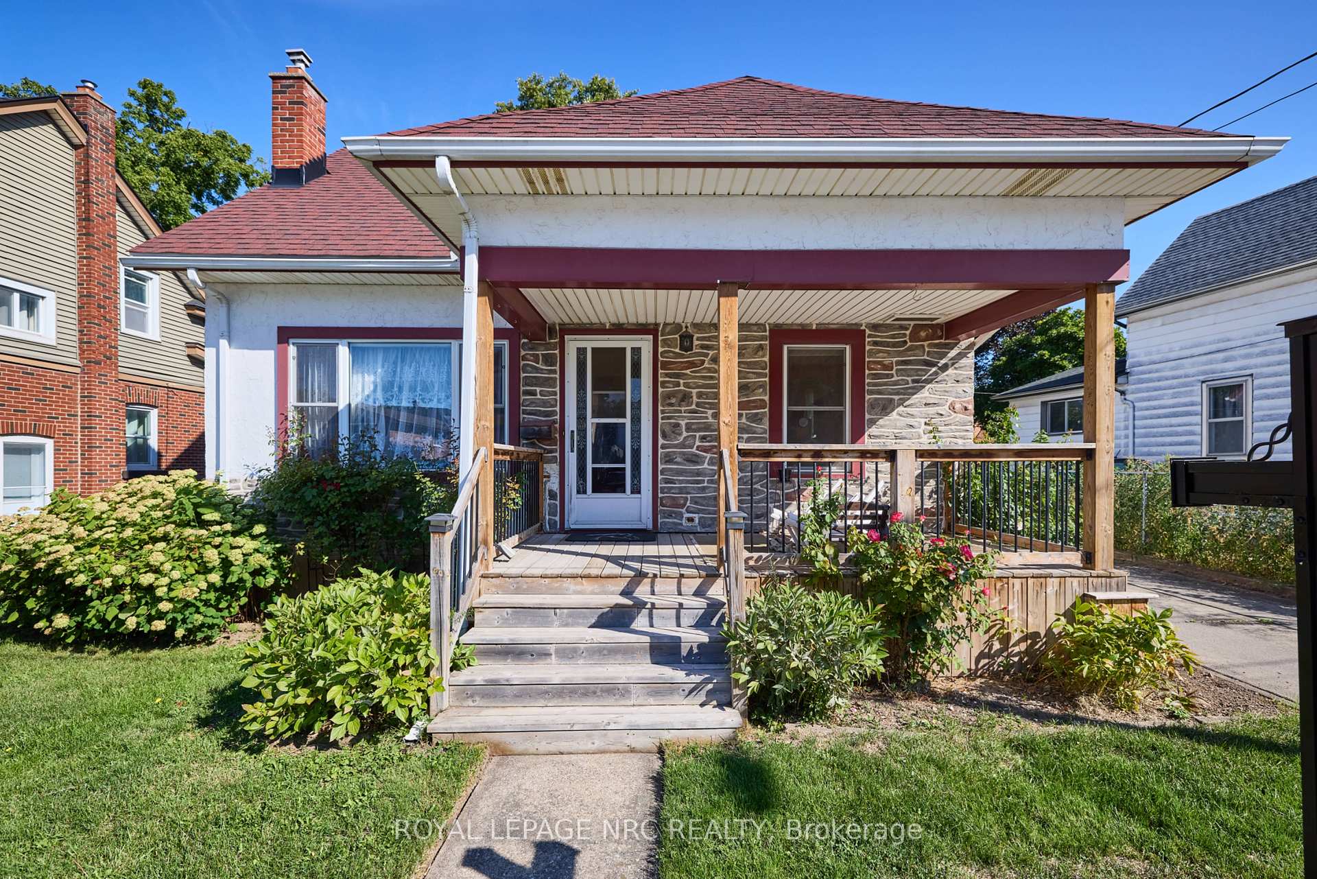 Photo 2 of 24 Randolph Street, Welland, Welland Downtown — HOMEH