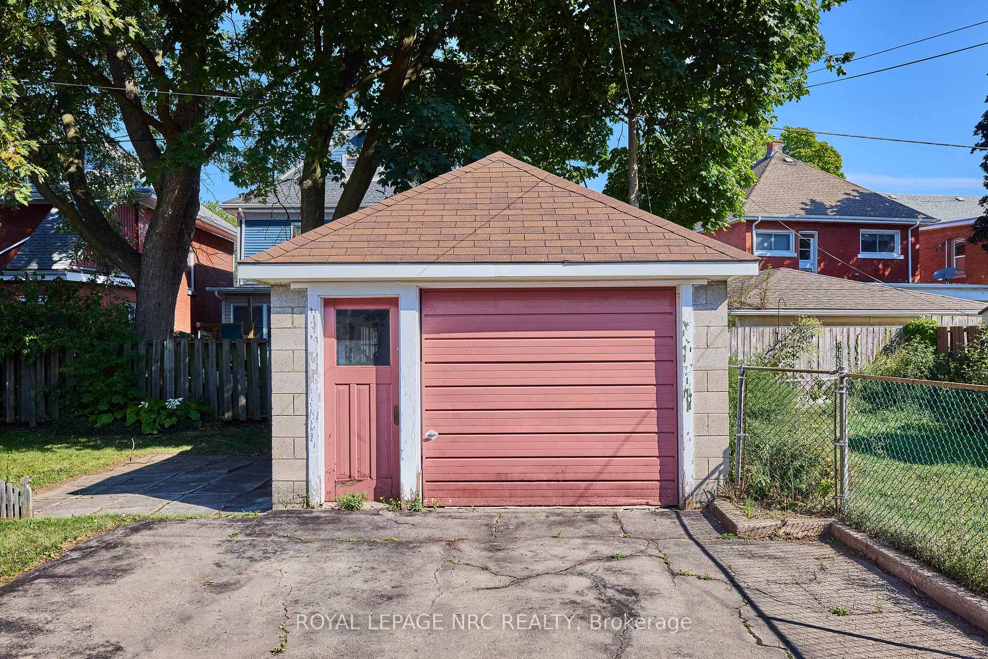 Photo 5 of 24 Randolph Street, Welland, Welland Downtown — HOMEH