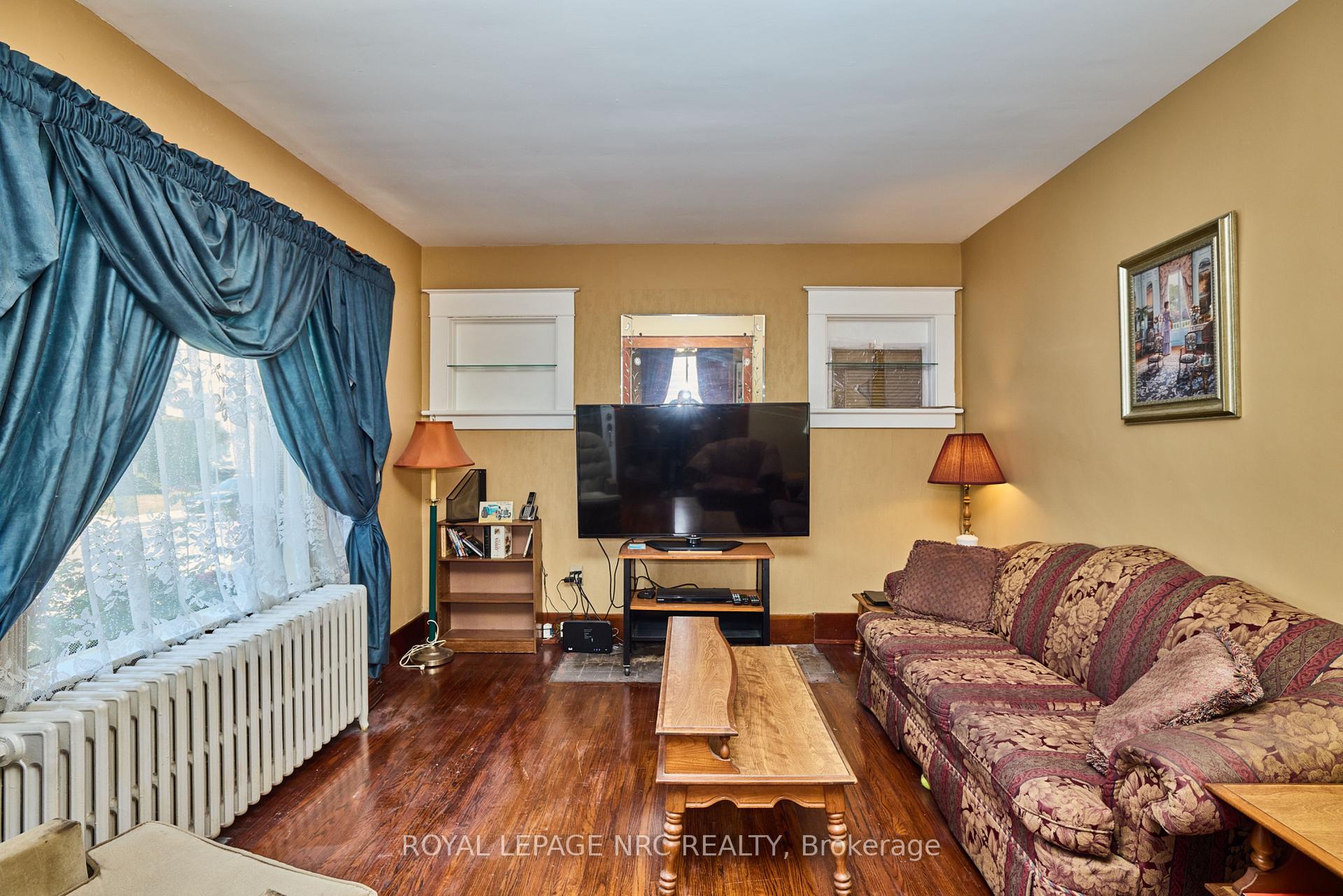 Photo 15 of 24 Randolph Street, Welland, Welland Downtown — HOMEH