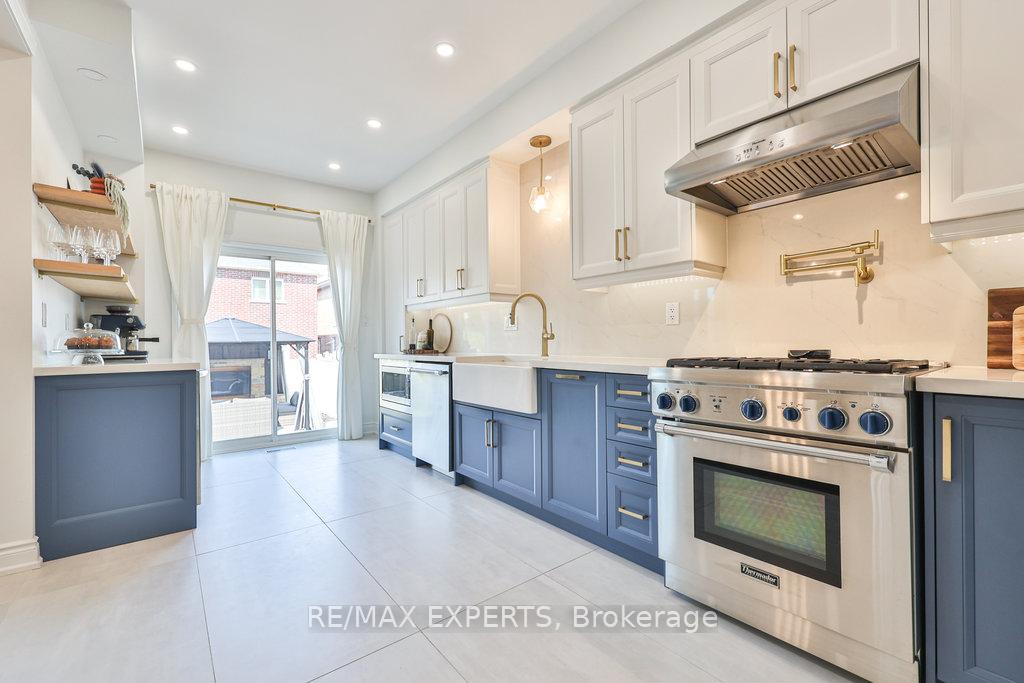 Photo 7 of 34 Manordale Crescent, Vaughan, Vellore Village — HOMEH