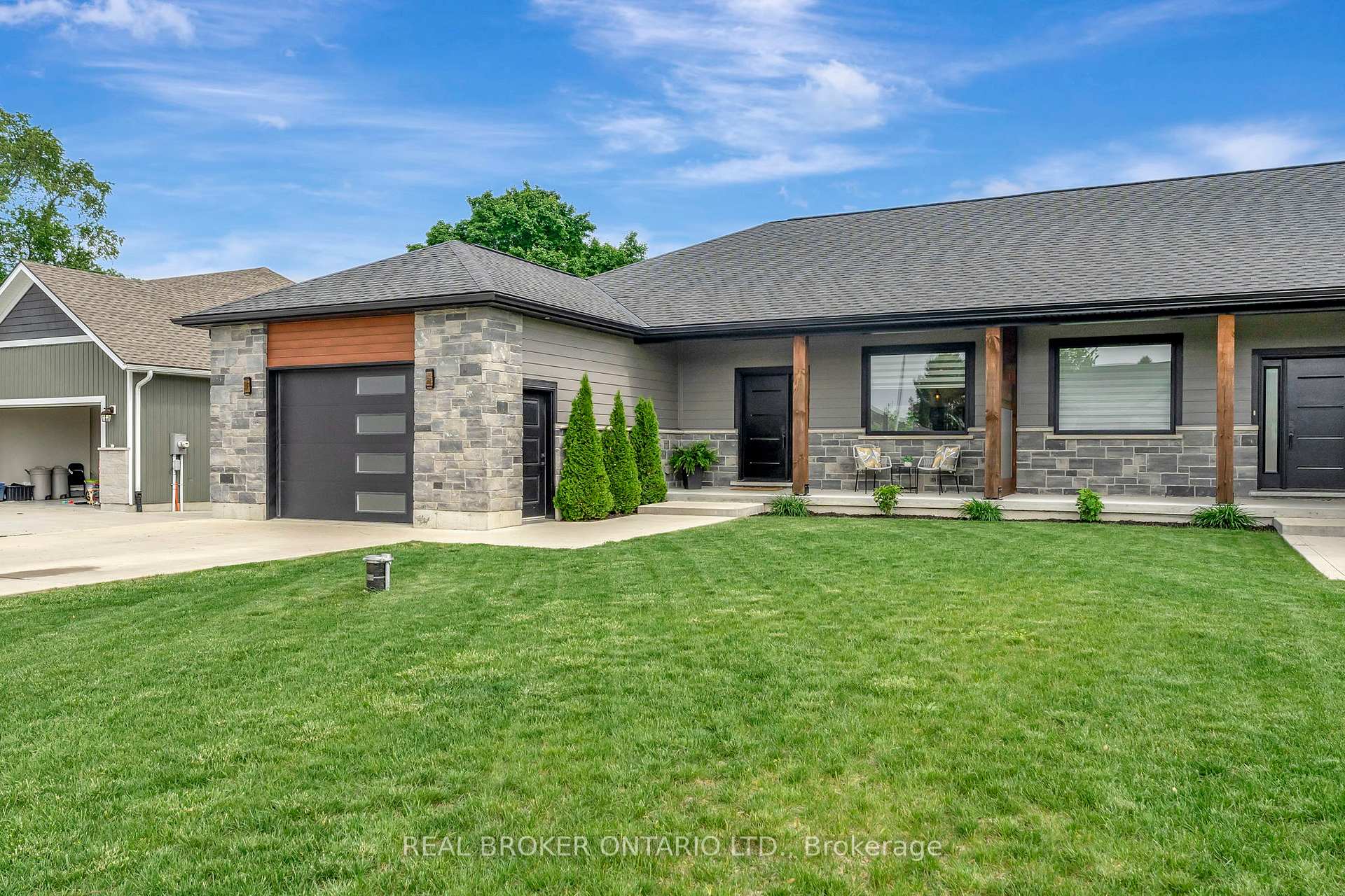 Photo 3 of 9215 Alward Street, Bayham, Straffordville — HOMEH