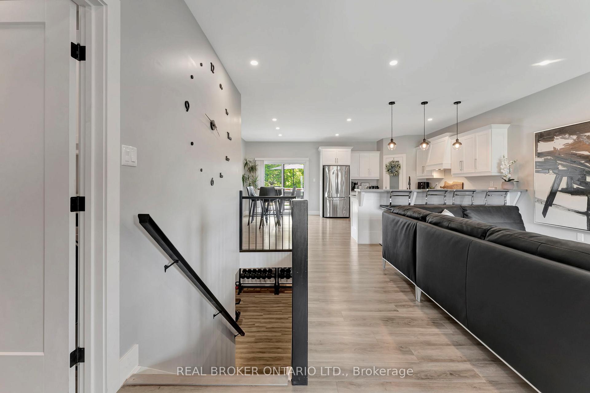 Photo 21 of 9215 Alward Street, Bayham, Straffordville — HOMEH