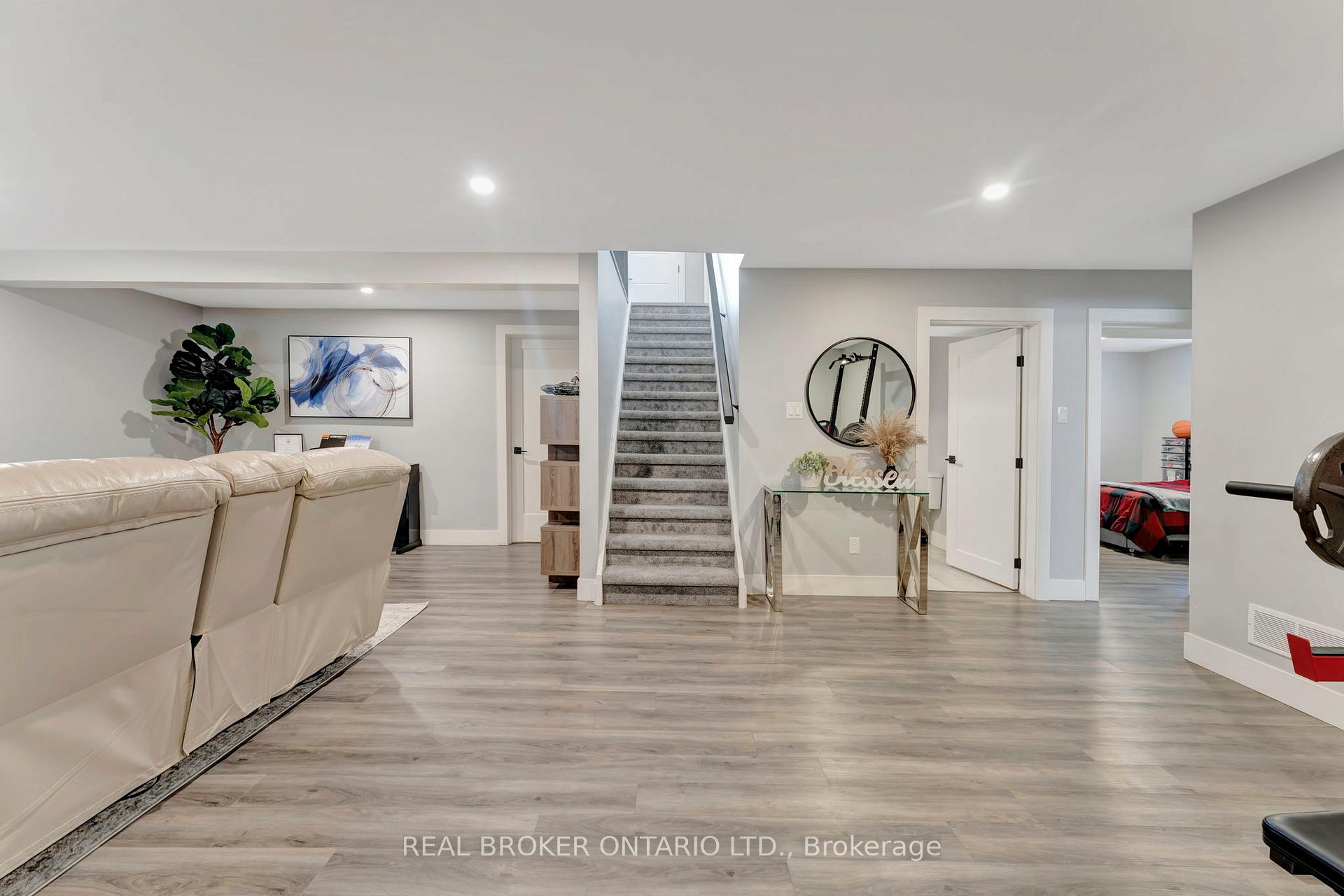 Photo 26 of 9215 Alward Street, Bayham, Straffordville — HOMEH