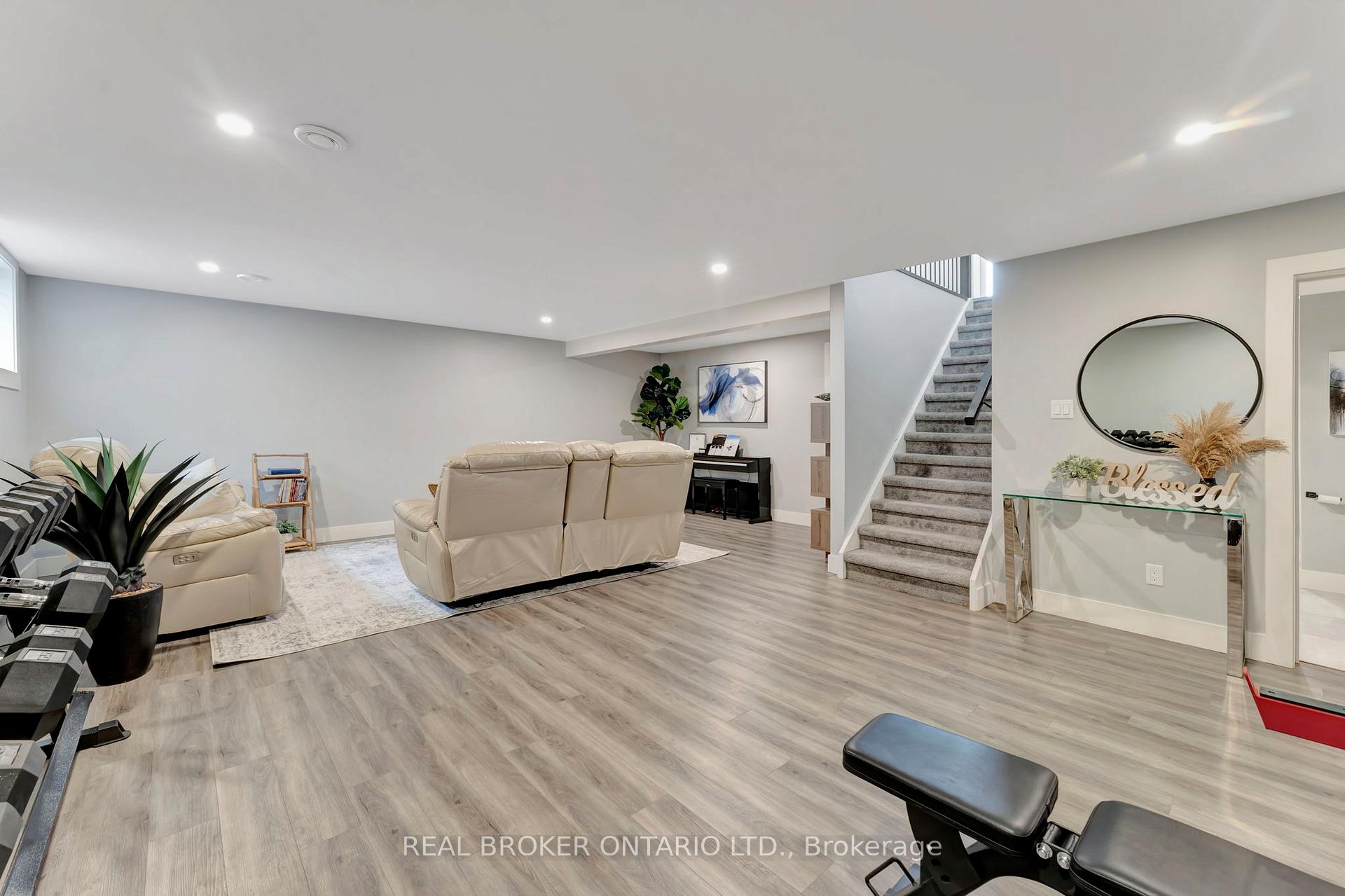 Photo 27 of 9215 Alward Street, Bayham, Straffordville — HOMEH