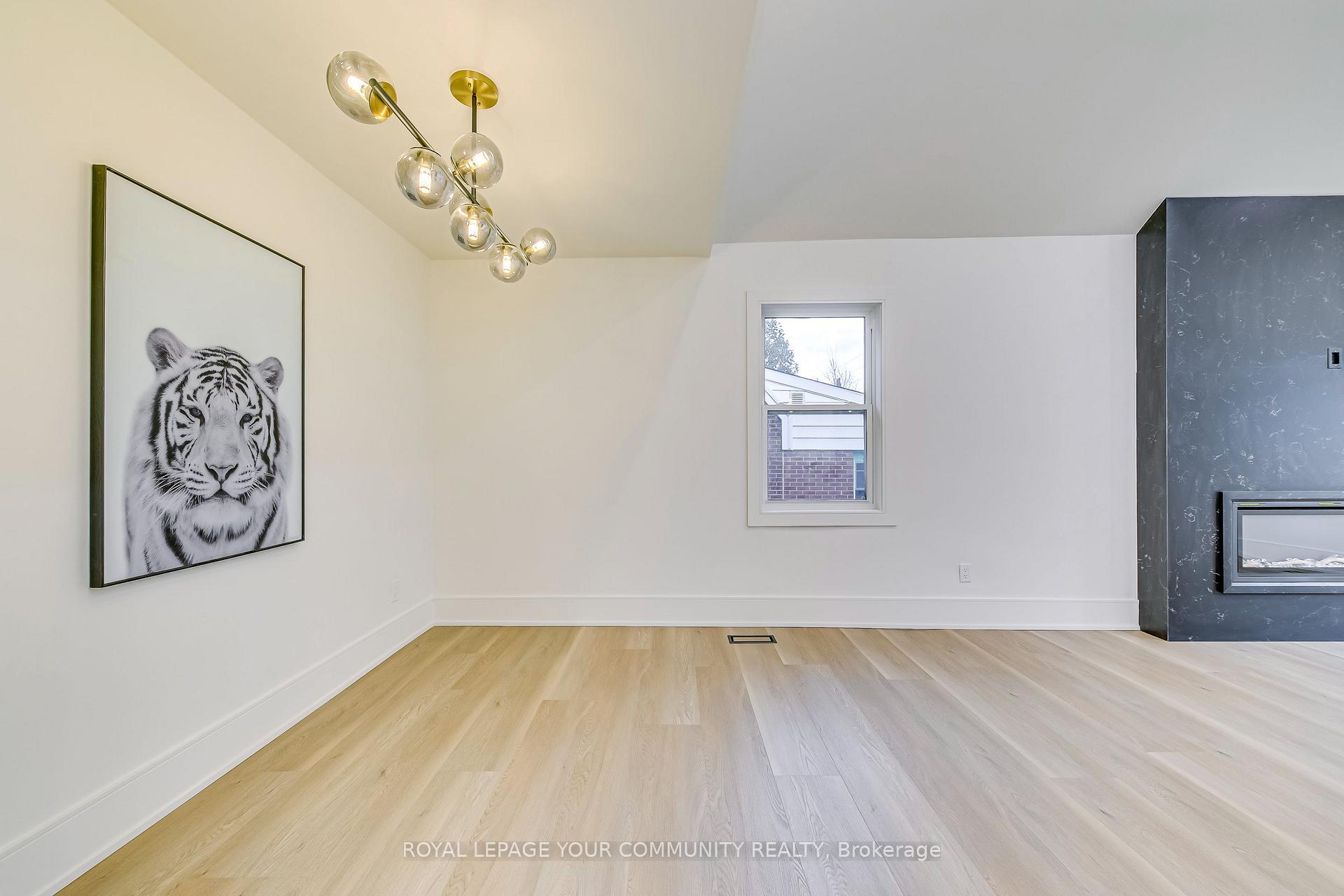 Photo 15 of 110 Steeles Avenue E, Markham, Grandview — HOMEH