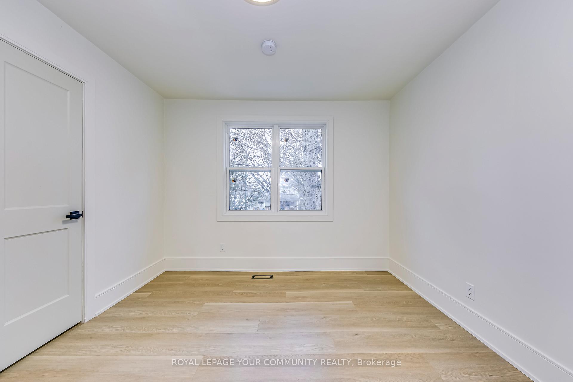 Photo 20 of 110 Steeles Avenue E, Markham, Grandview — HOMEH