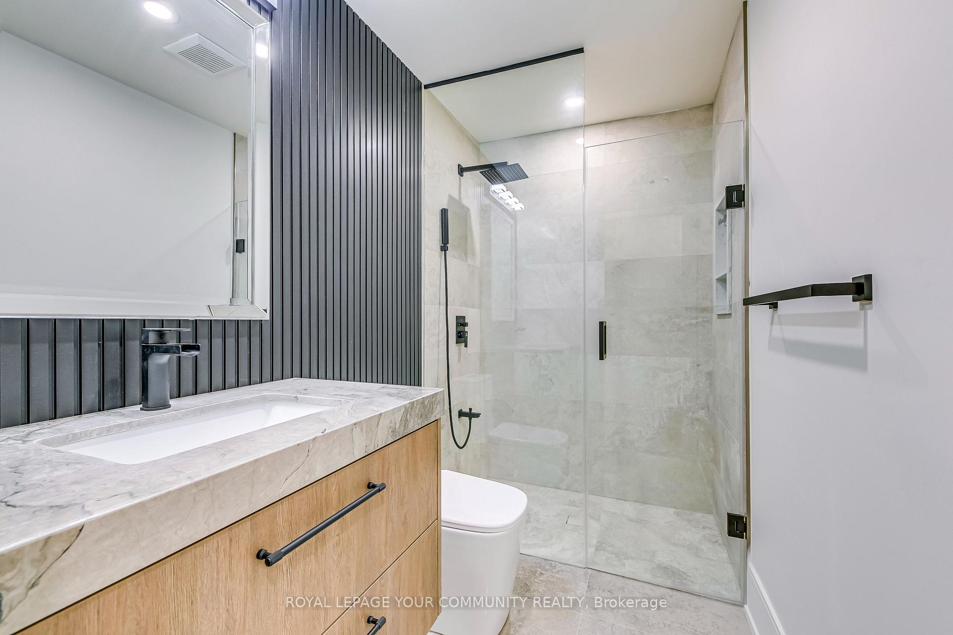 Photo 21 of 110 Steeles Avenue E, Markham, Grandview — HOMEH