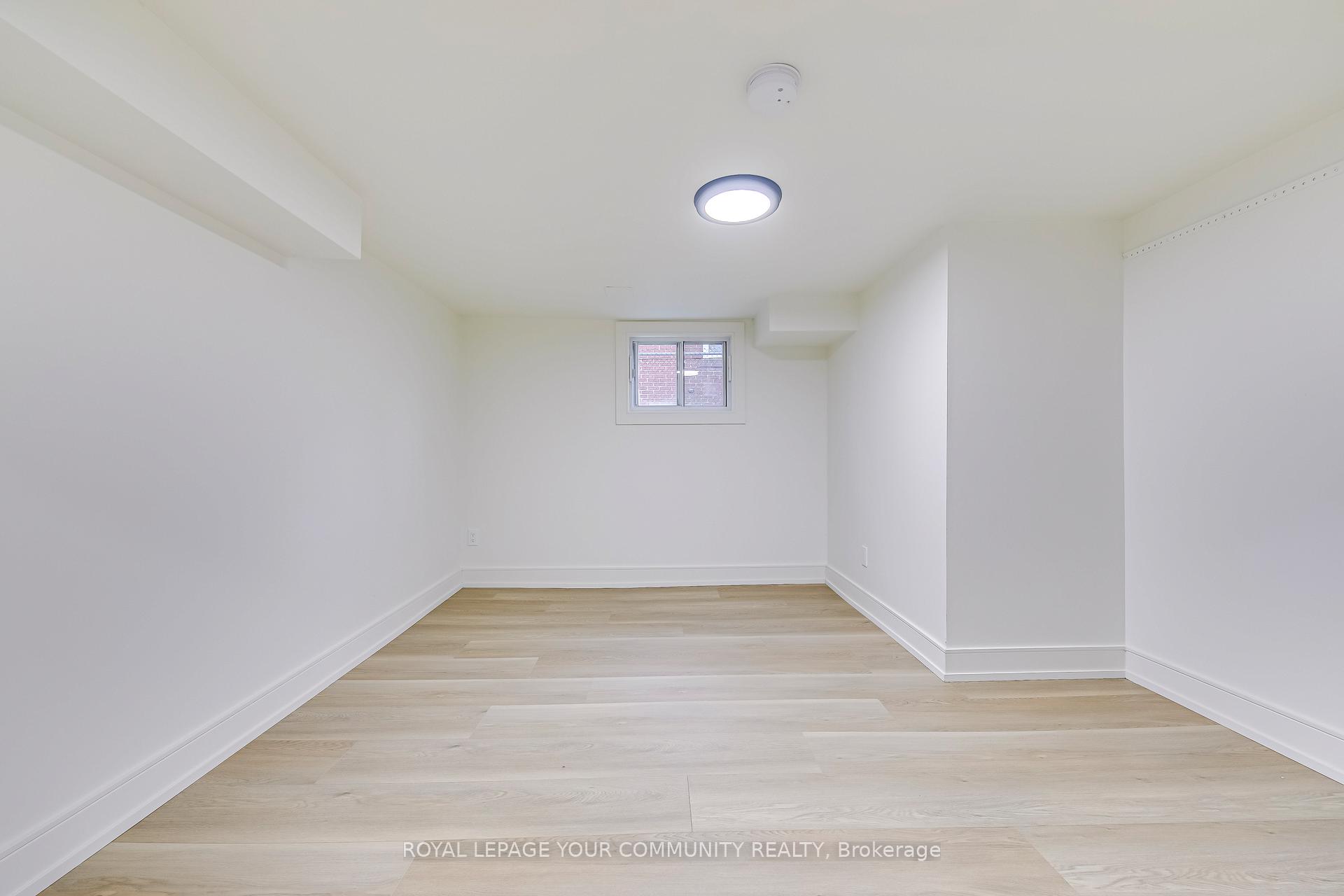 Photo 30 of 110 Steeles Avenue E, Markham, Grandview — HOMEH