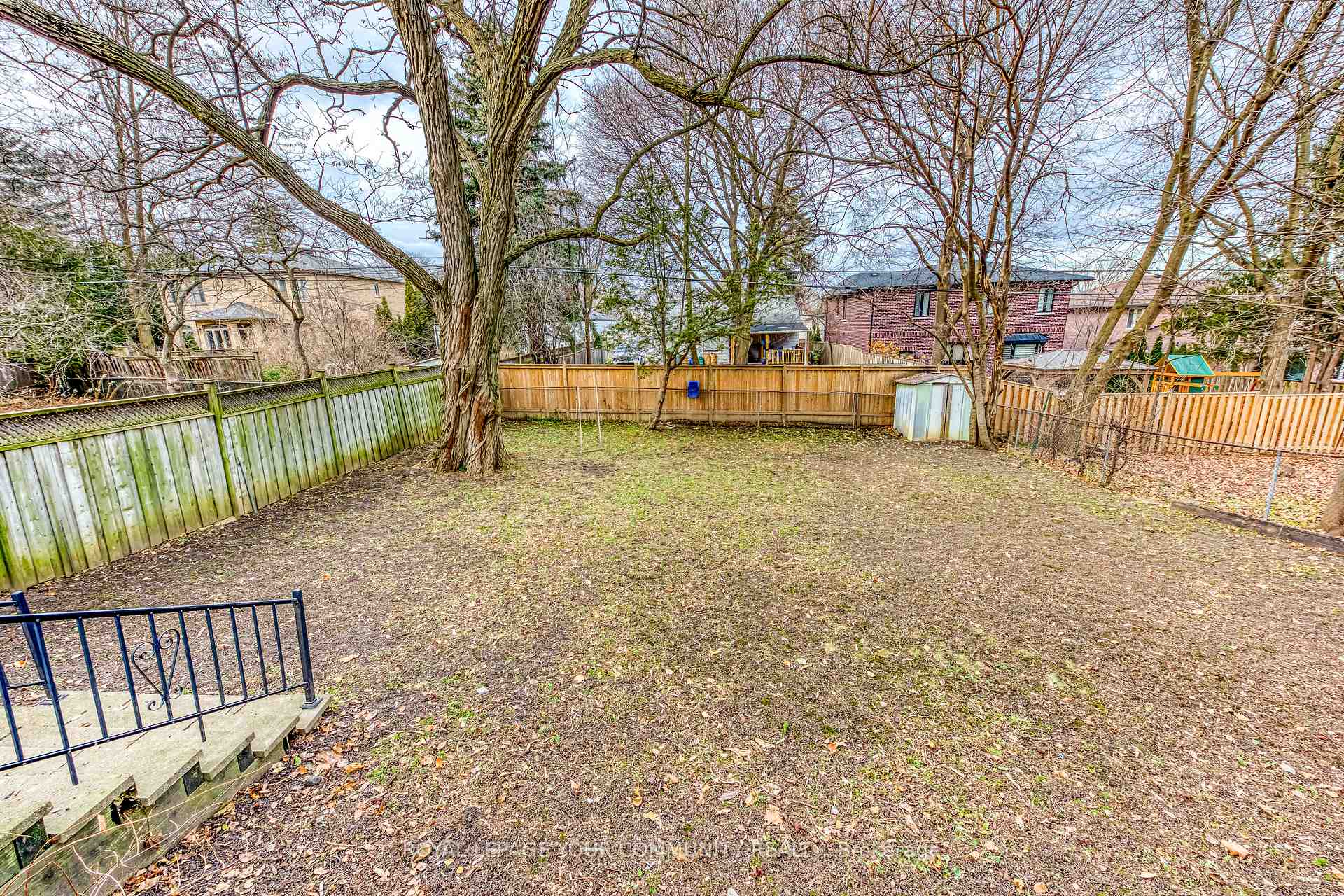 Photo 35 of 110 Steeles Avenue E, Markham, Grandview — HOMEH