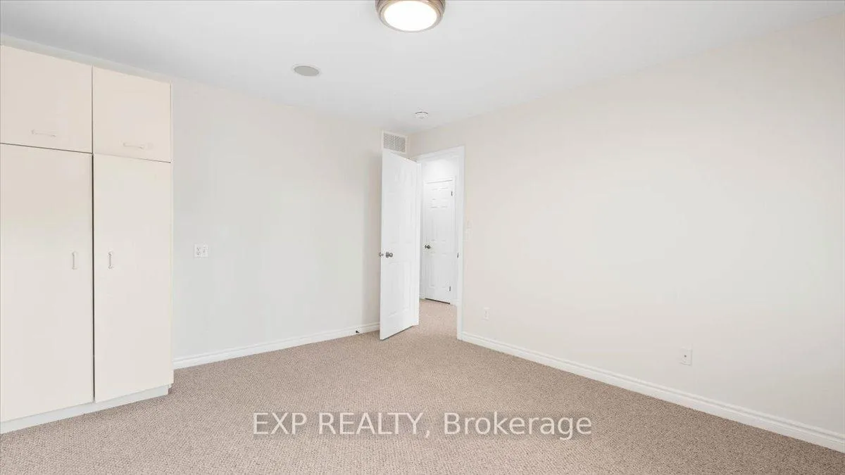 Photo 18 of 37 Boyce Court, Belleville, Belleville Ward — HOMEH