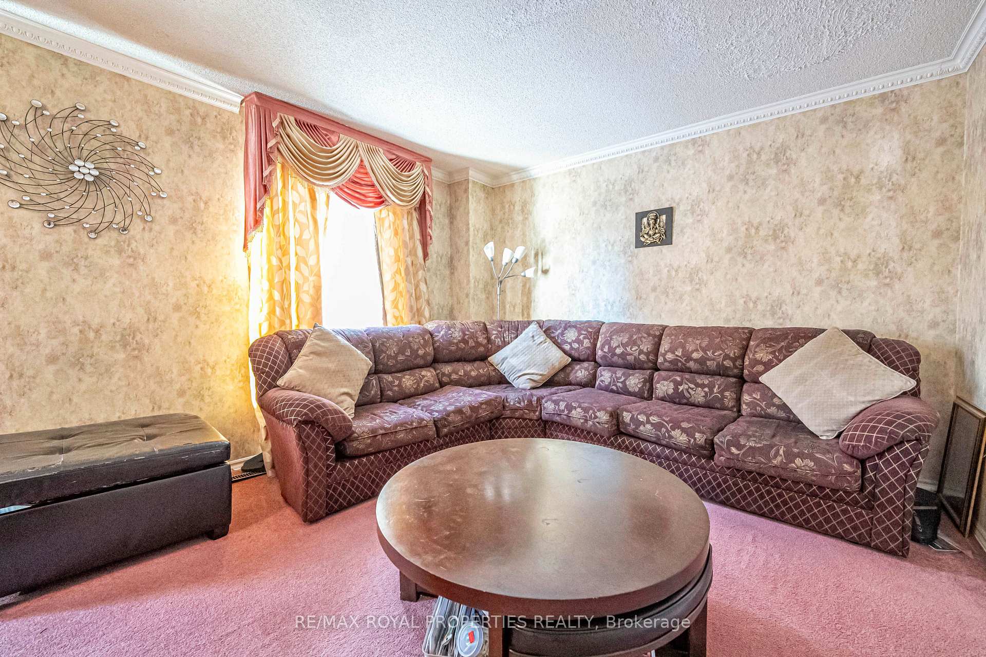 Photo 8 of 49 Page Crescent, Markham, Milliken Mills East — HOMEH