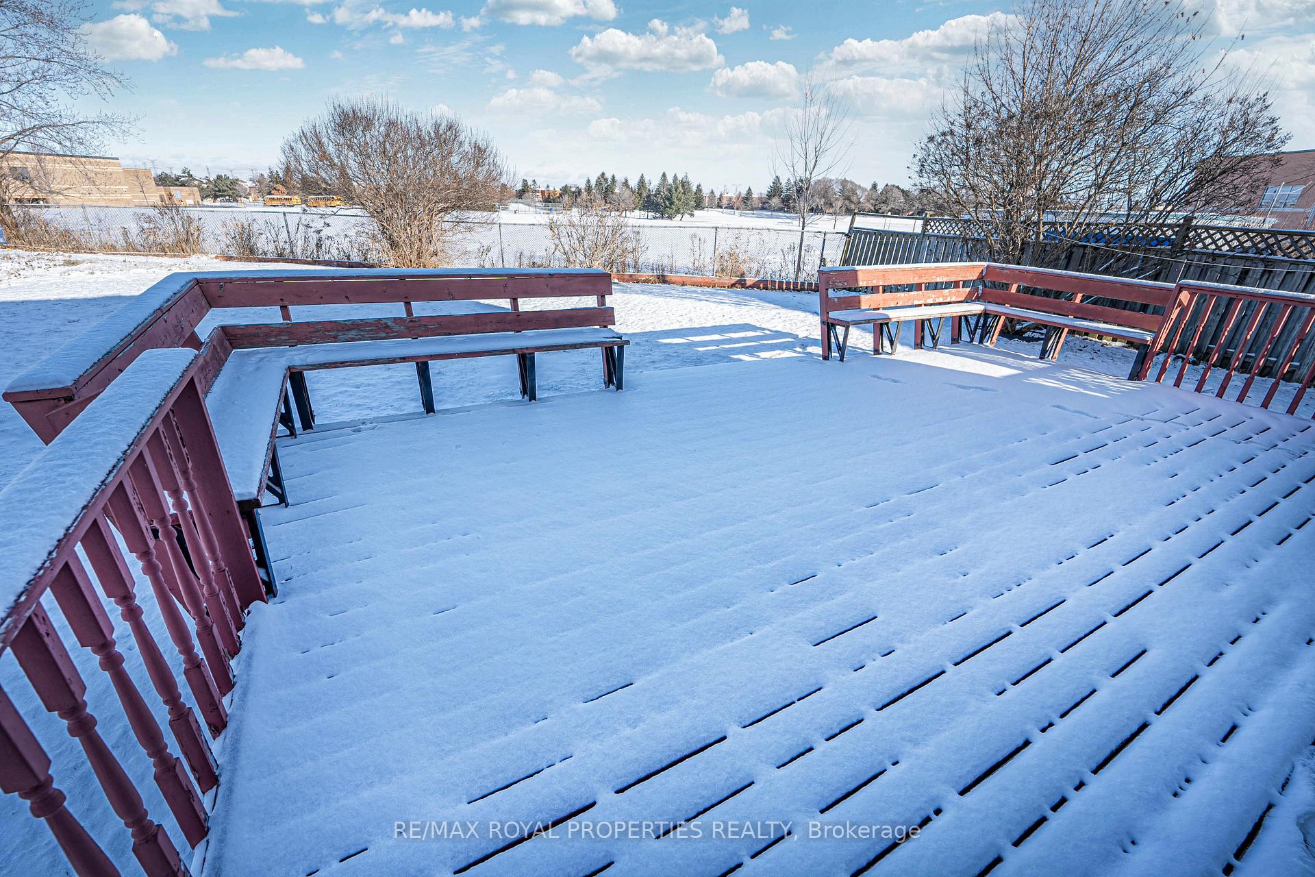 Photo 30 of 49 Page Crescent, Markham, Milliken Mills East — HOMEH