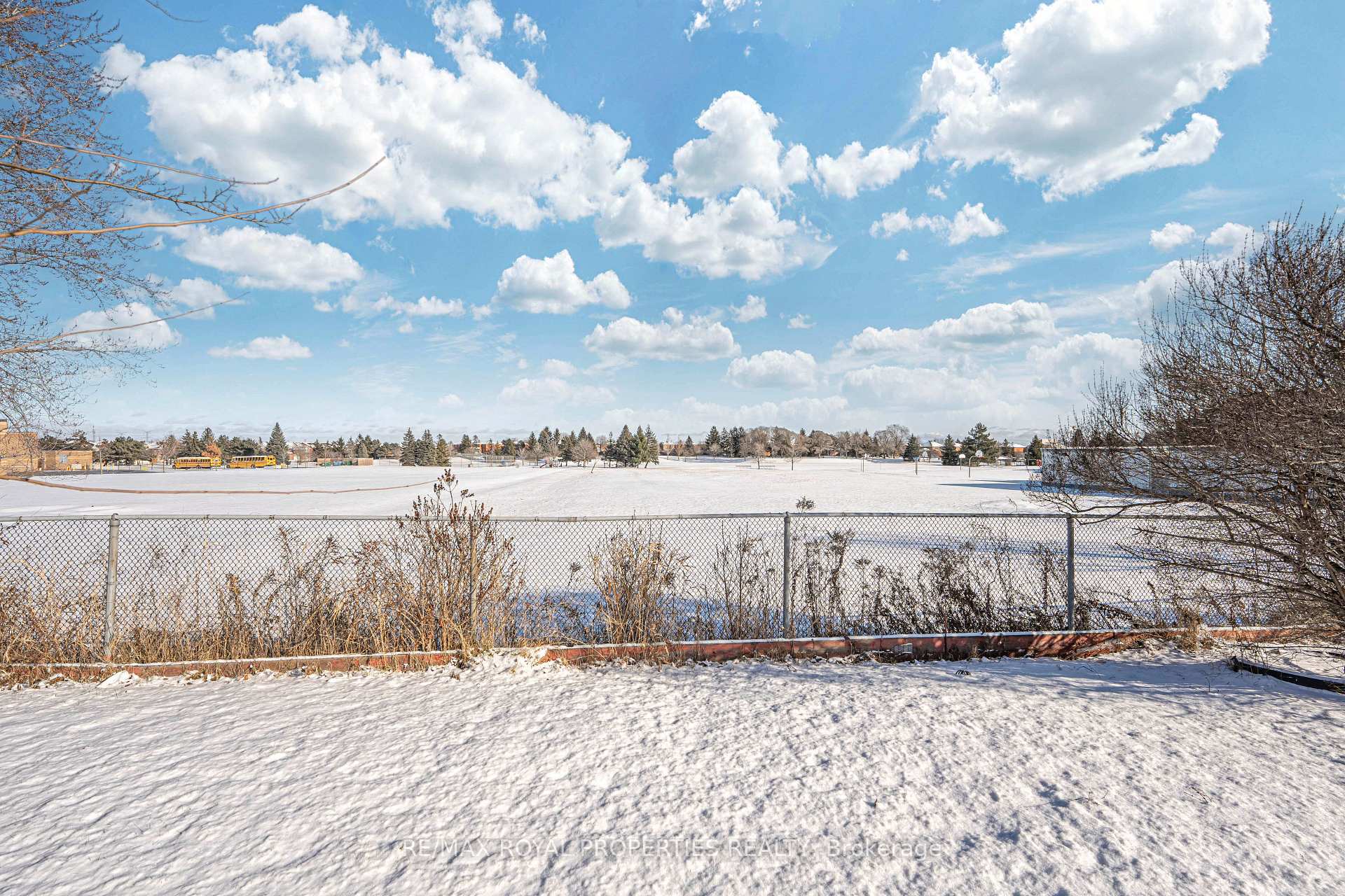 Photo 36 of 49 Page Crescent, Markham, Milliken Mills East — HOMEH