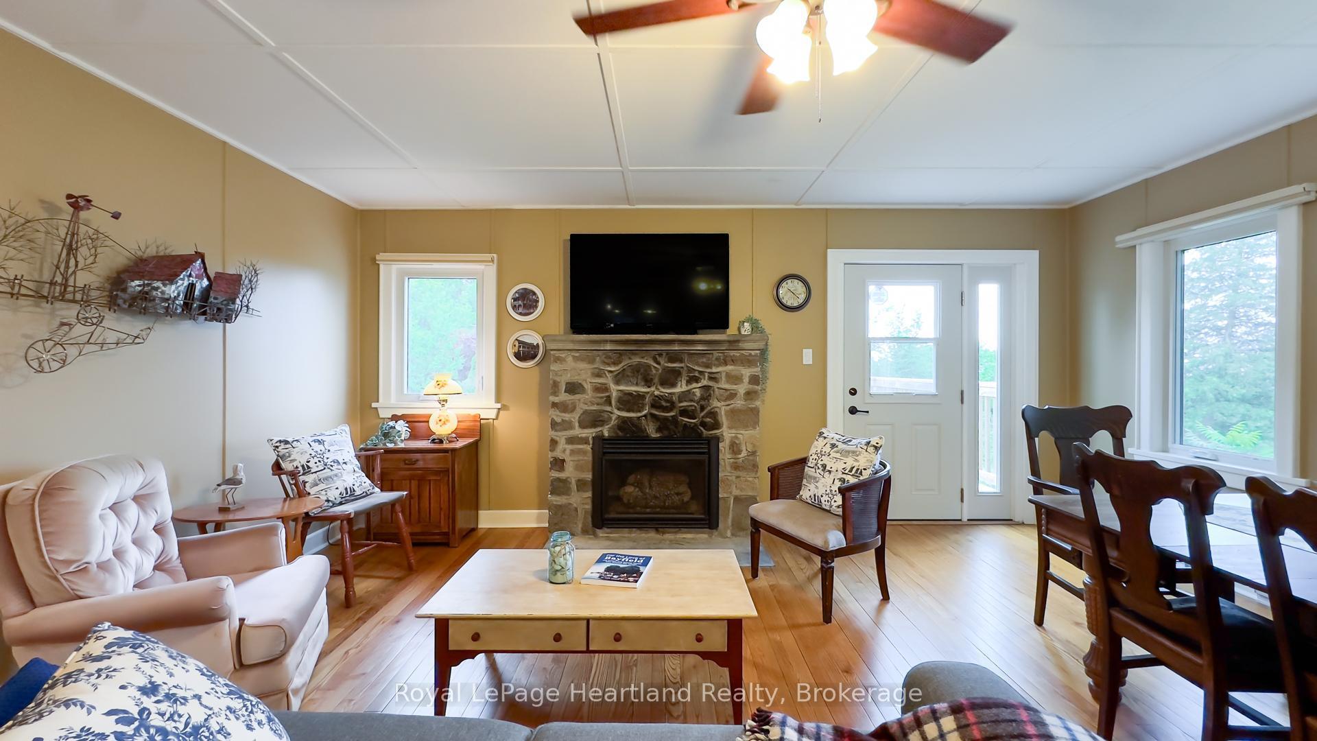 Photo 13 of 8 Cedar Drive, Bluewater, Bayfield — HOMEH